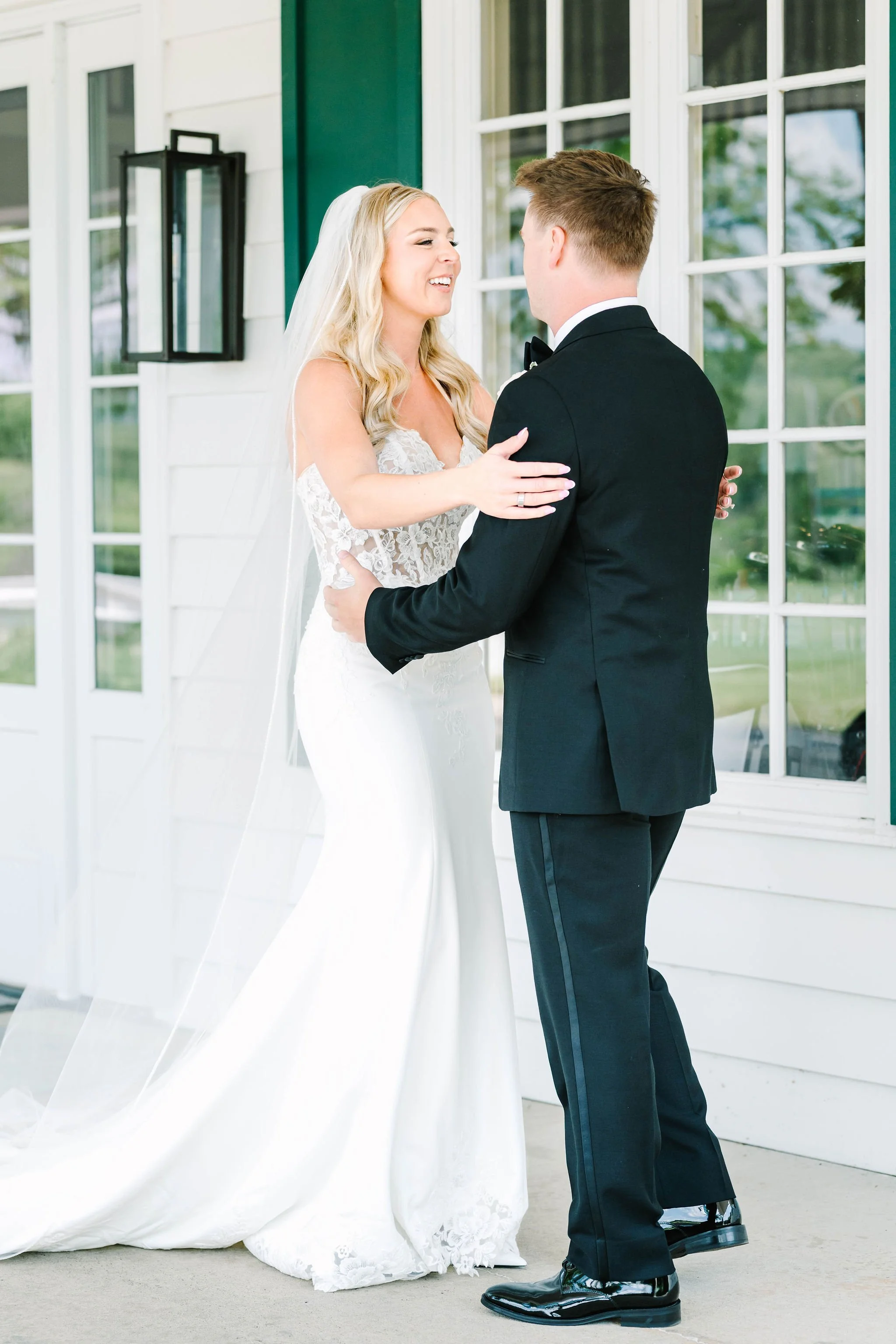 Griffin&Hailey-FirstLook&Portraits-17.jpg
