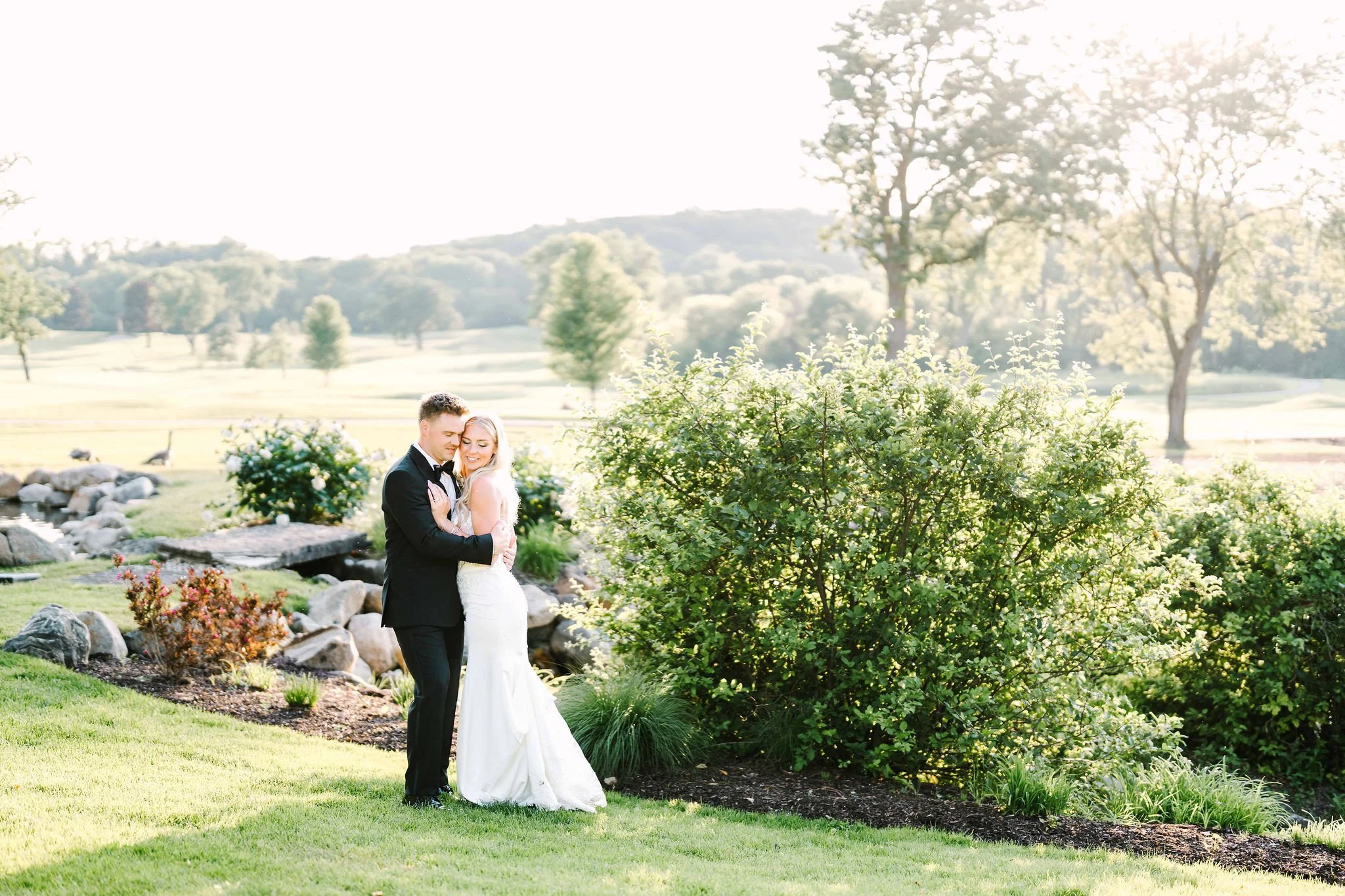 LAKE GENEVA WEDDING PHOTOGRAPHERS | Big Foot Country Club Wedding - Hailey &amp; Griffin