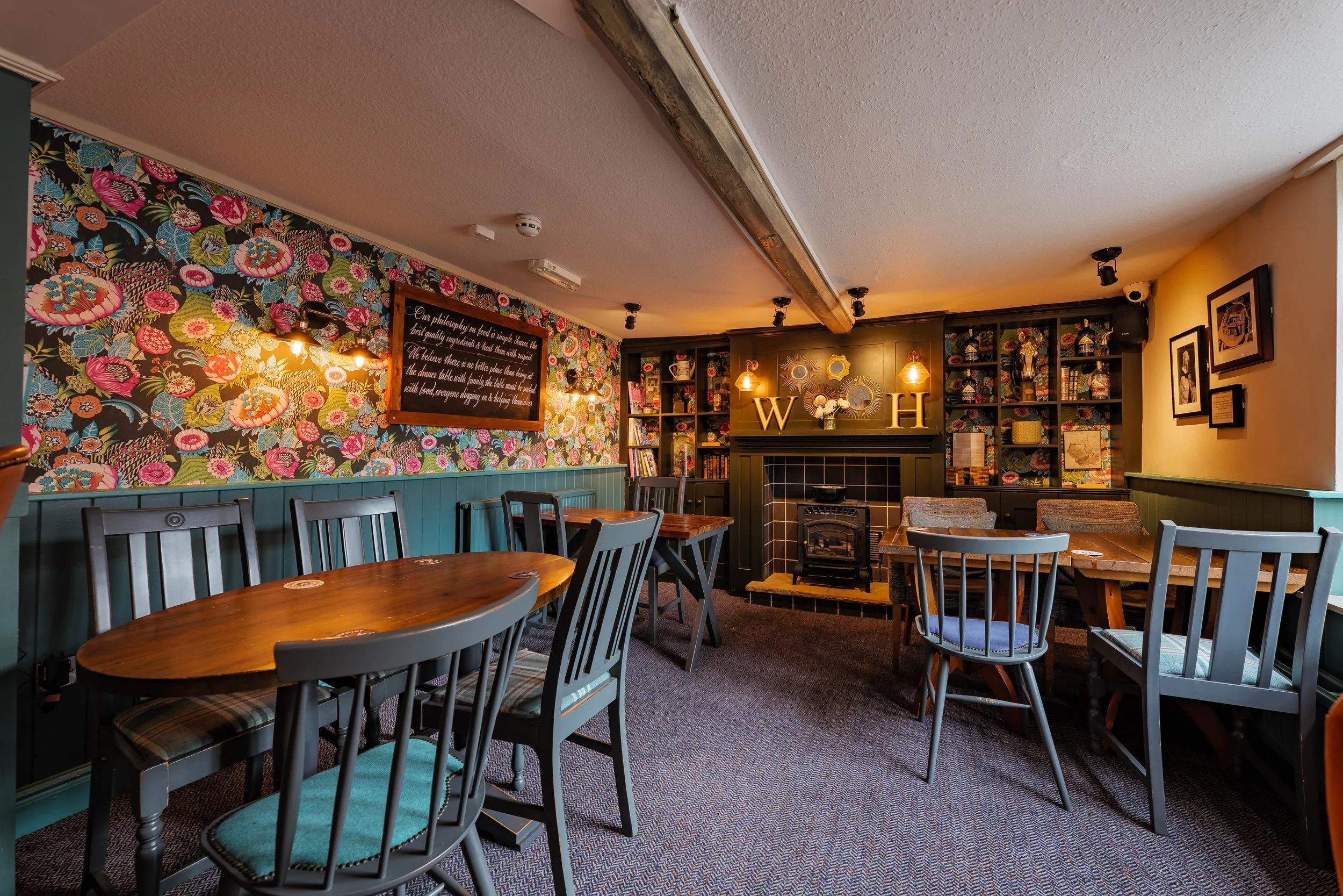 W&C-PUB NAME-004.jpg