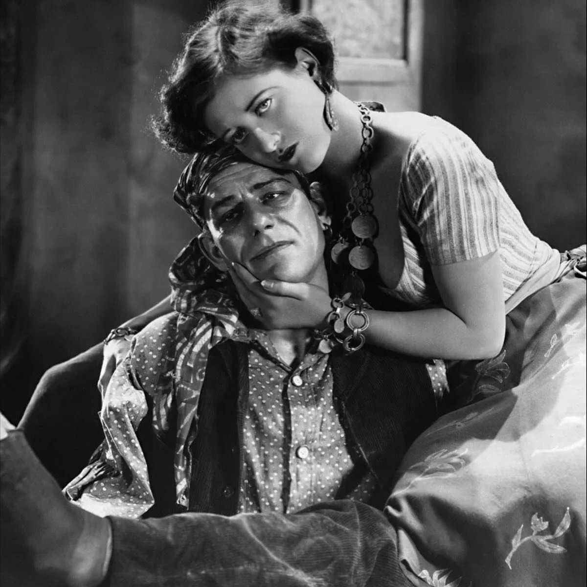 Amnesiascope presents an encore screening of Tod Browning&rsquo;s silent masterpiece THE UNKNOWN scored to the music of Bob Dylan. 

Wednesday November 5th

$15
Ticket link in bio

Curated by Nick Newman @all_the_tired_horses 

Article by David Hudso