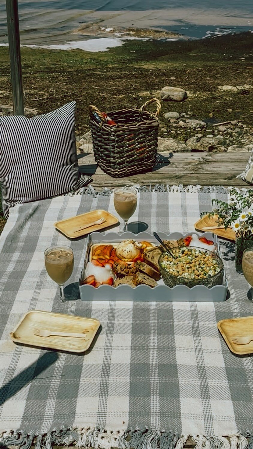 “The happiest people romanticize their life because they know magic exists where they choose to find it.” Devon Liedtke
As soon as we got to the cottage, I had this random idea for a dockside picnic, but of course, had zero supplies beca