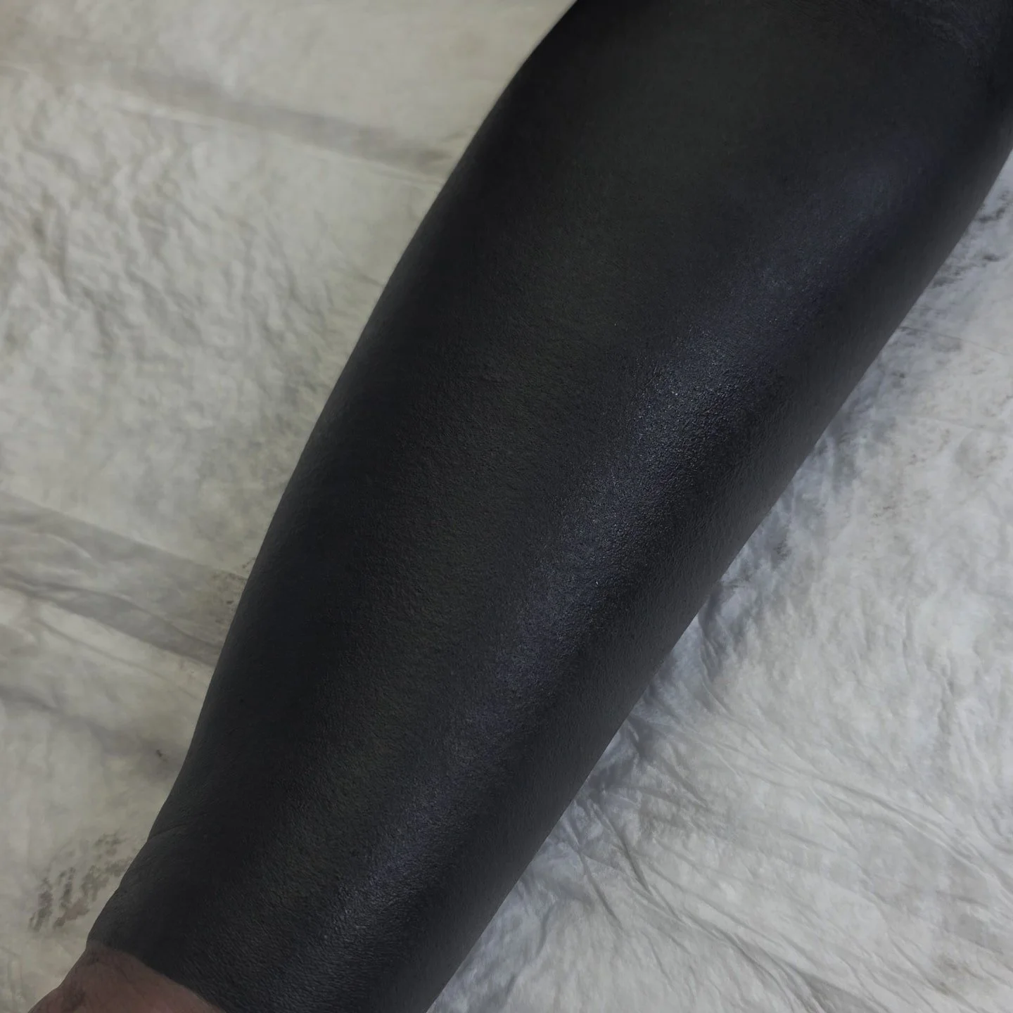 ⚫️🧈
.
.
.
.
.
.
Booking for 2026 in NYC
.
Take care of your tattoo, eat good, listen to your body. I did my part, now your body has to do its part and you also have to do yours.🔥
.
Blackwork Tattoo Artist located in NYC
.
Be respectful or get block