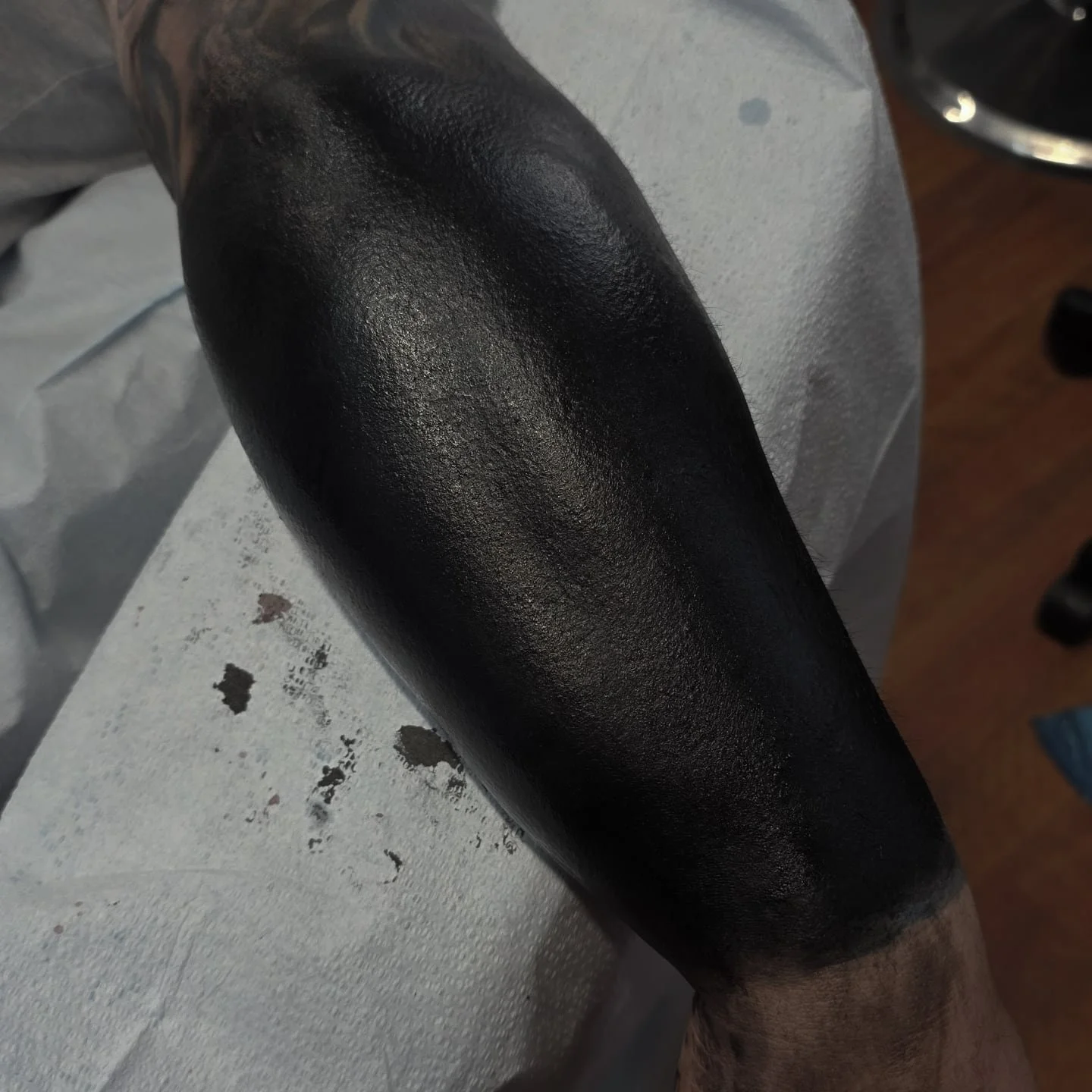 DARK BLACK

.

.
.
.
.
.
.
Booking for 2026 in NYC
.
Take care of your tattoo, eat good, listen to your body. I did my part, now your body has to do its part and you also have to do yours.🔥
.
Blackwork Tattoo Artist located in NYC
.
Be respectful or