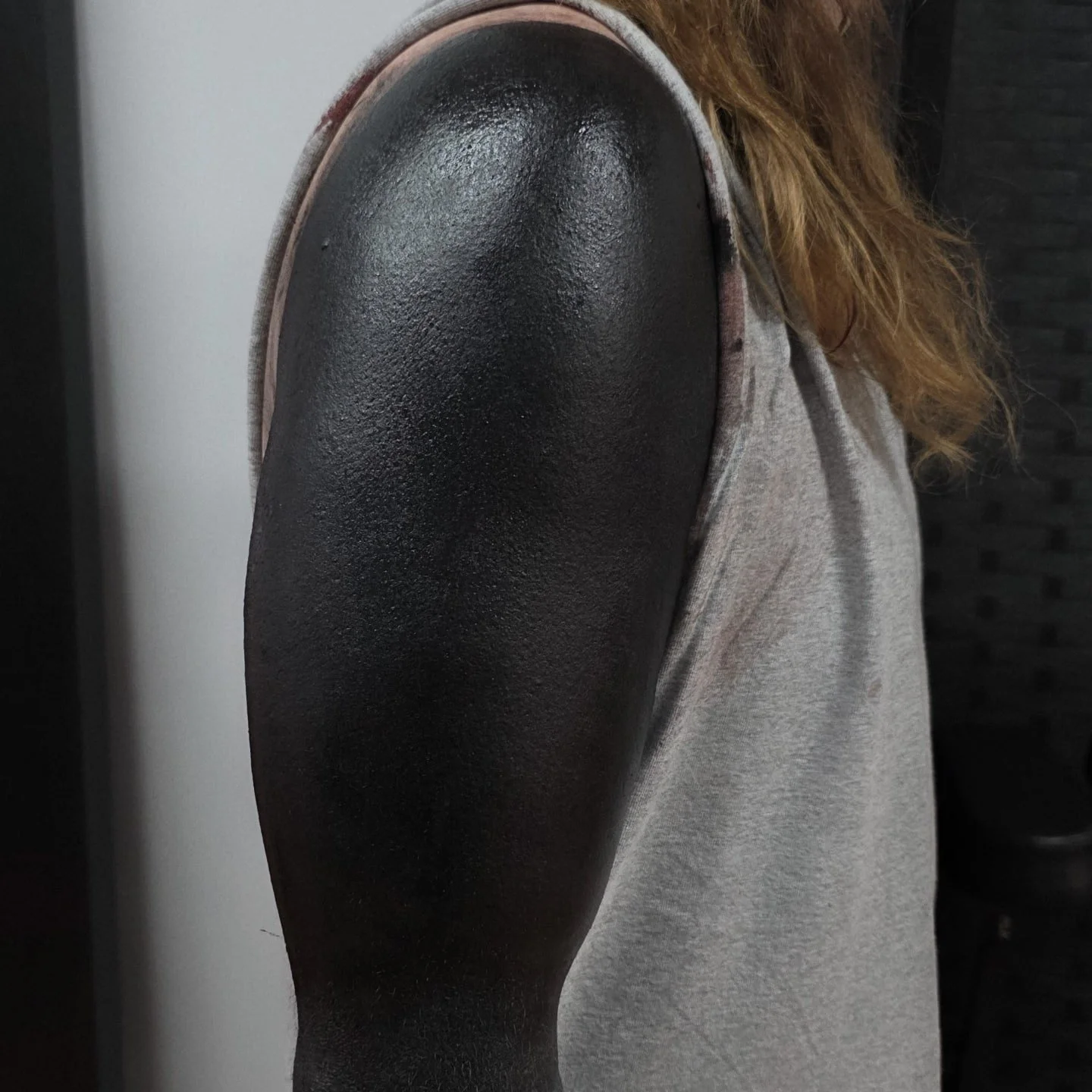 Black Black
Blackout Upper Arm
.
.
.
.
.
.
.
.
Booking for 2026 in NYC.
.
Take care of your tattoo, eat good, listen to your body. I did my part, now your body has to do its part and you also have to do yours.🔥
.
Blackwork Tattoo Artist located in N