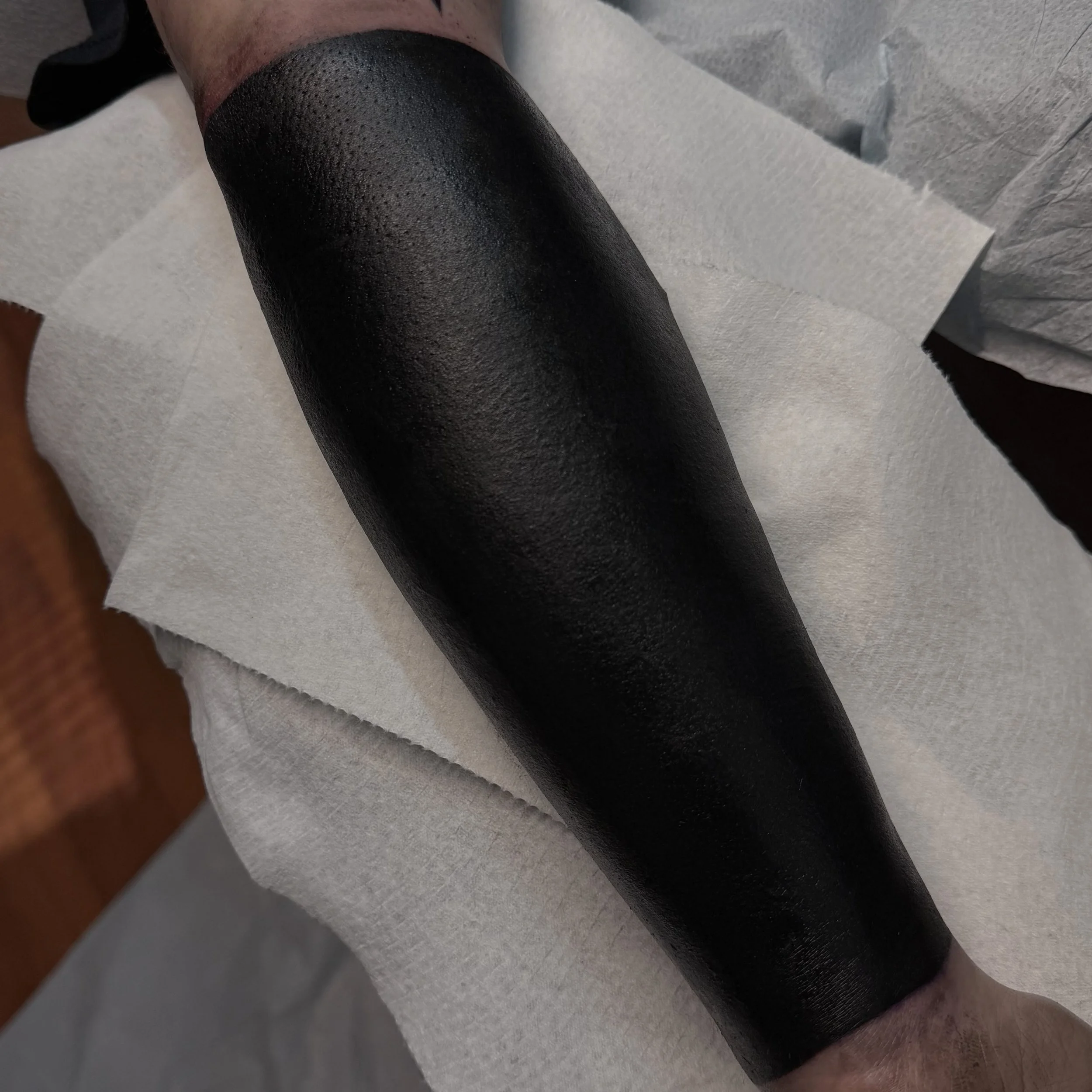 ⚫️🧈 Blackout
.
.
.
.
.
.
If you want to get blackwork done, send me a DM. I will always have time to blackout something. 
.
@notattoopain use code john10
.
.
.
.
Booking for 2026 in NYC.
.
Take care of your tattoo, eat good, listen to your body. I d