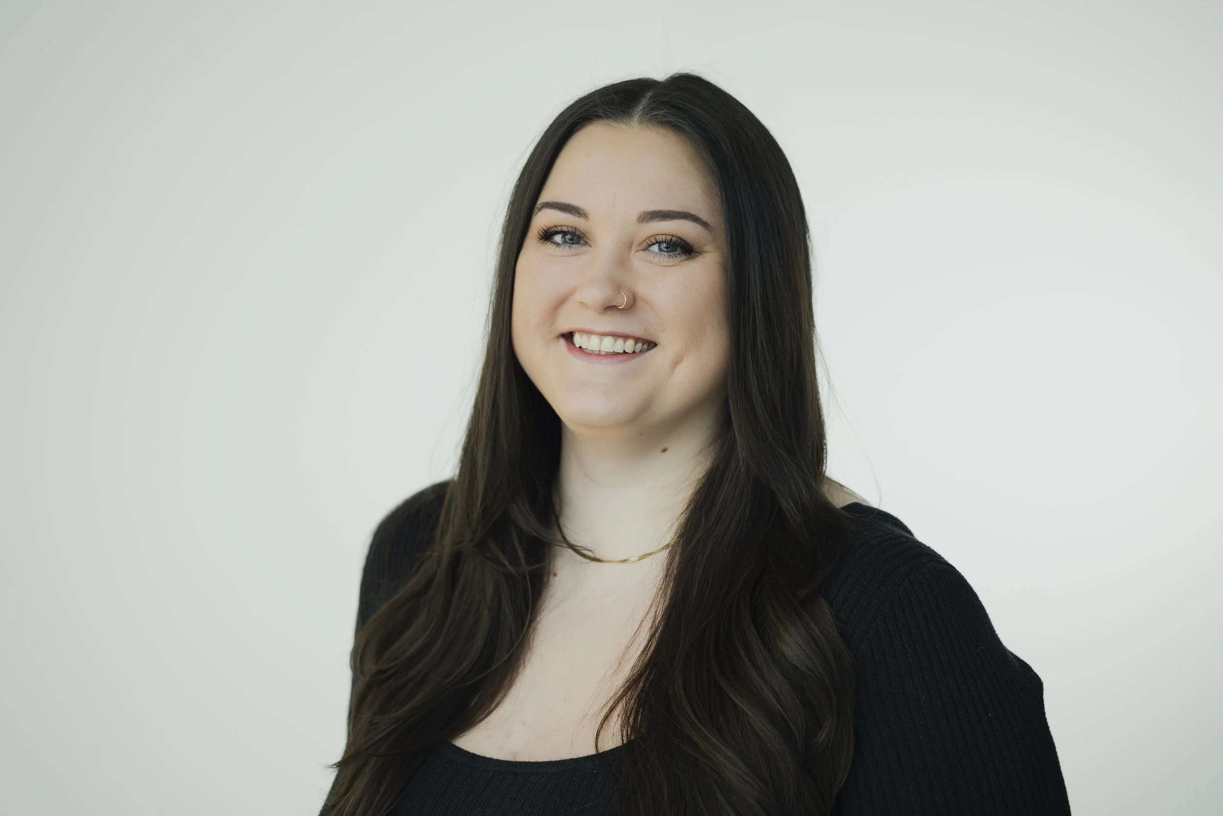 Alix Anopol Headshot