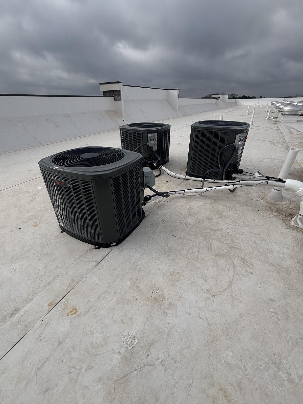 Rooftop units installed at Homewood Suites in Covington, GA. 