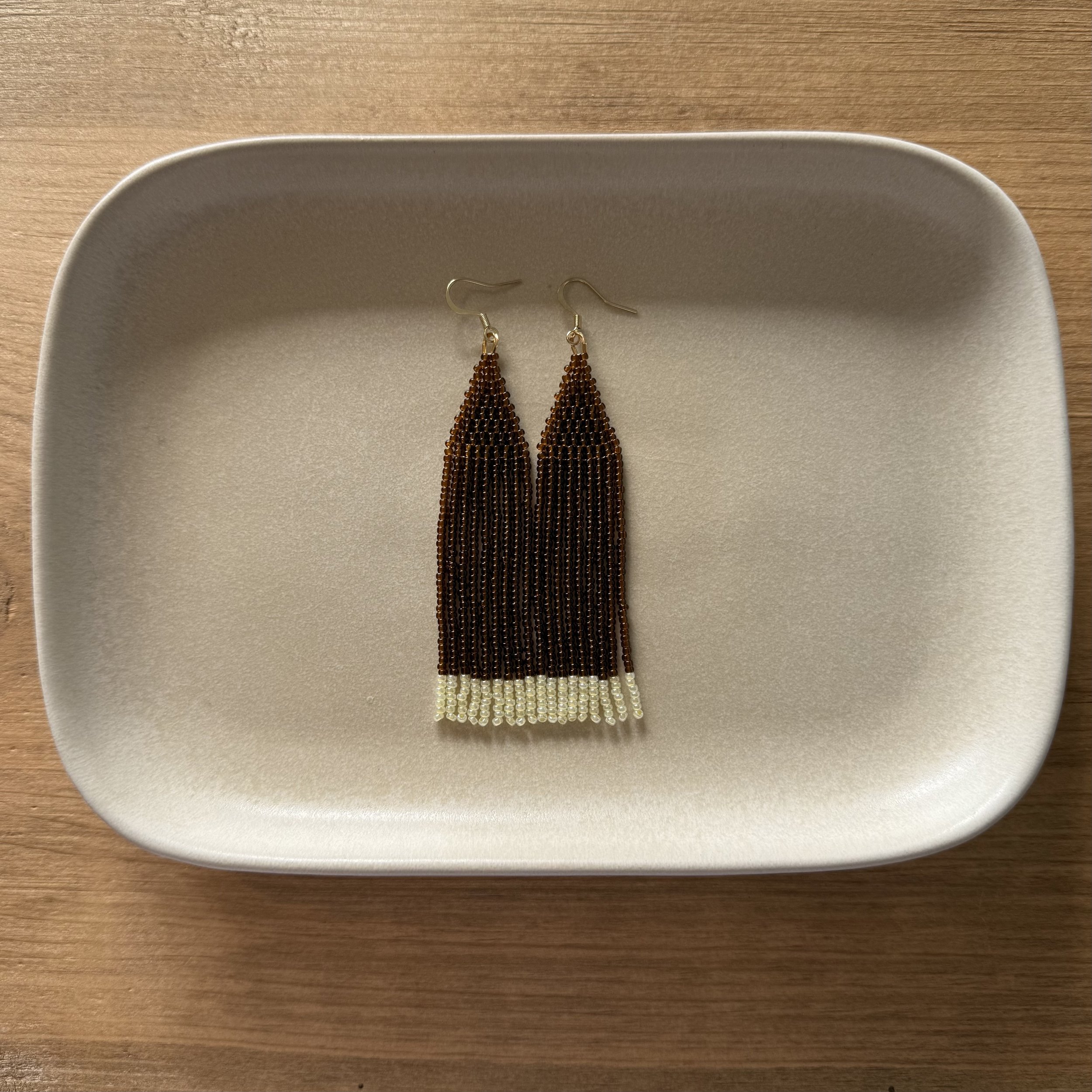 Fringe tips, brown & yellow