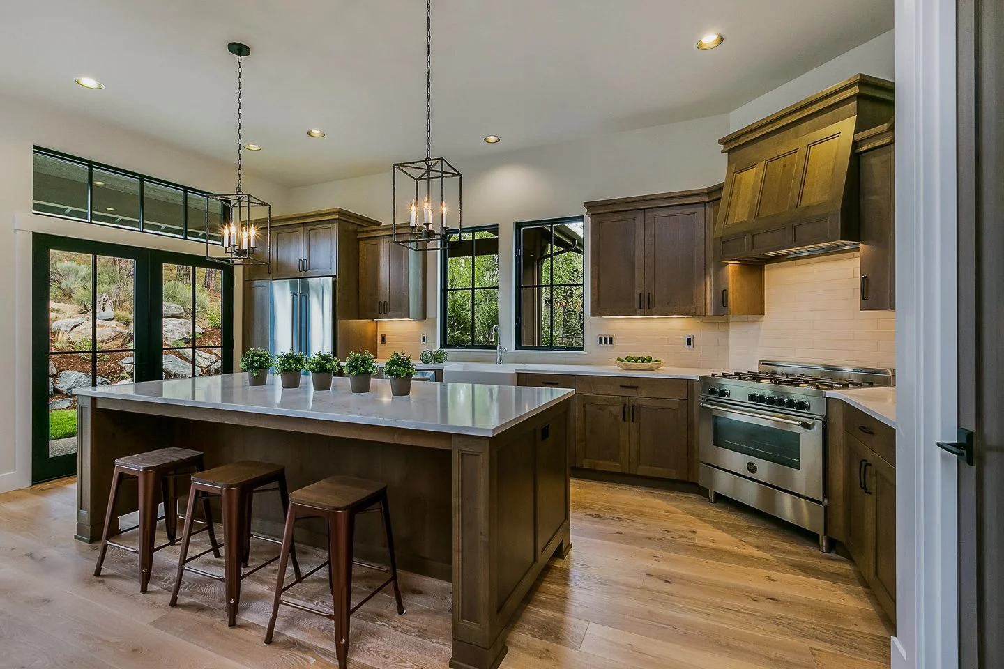 97_Painting_Bend_Oregon_WebImages-11.jpg