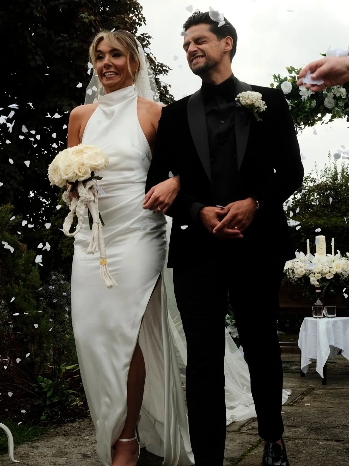 Guysssss I have a sister 👩🏽&zwj;🐰&zwj;👩🏼! 

My lovely brother and his new beautiful wife got married in the most gorgeous location. 💒

I couldn&rsquo;t be more excited to have you @katiedeevine as my sister. For 32 years it&rsquo;s been me and 