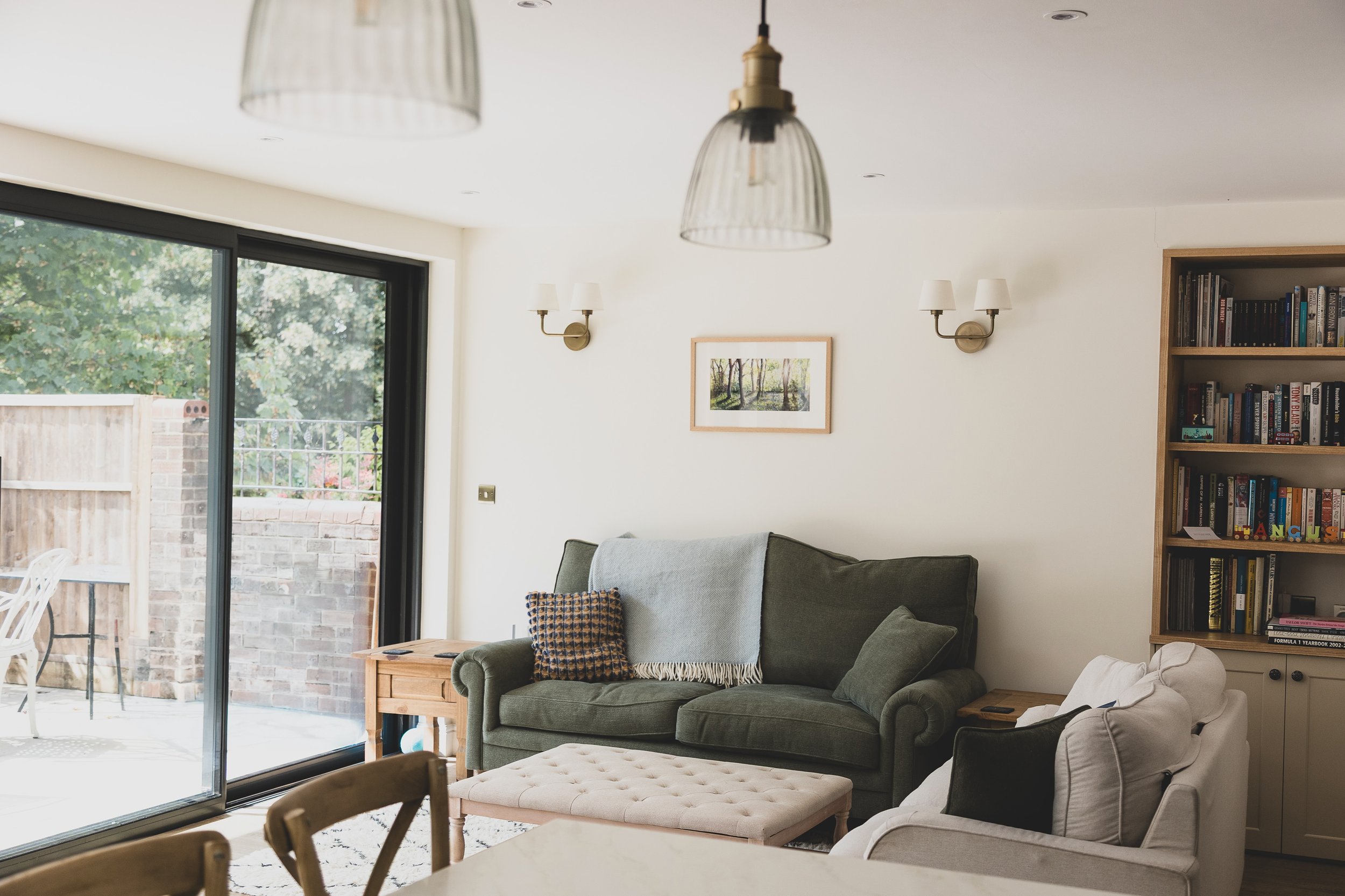 Renovating in Bedfordshire? 🏡 Save this one!

One of the biggest pieces of advice I give my clients is to plan your furniture layout before finalising your electrics.

Your furniture affects where your sockets, switches, pendants and wall lights nee