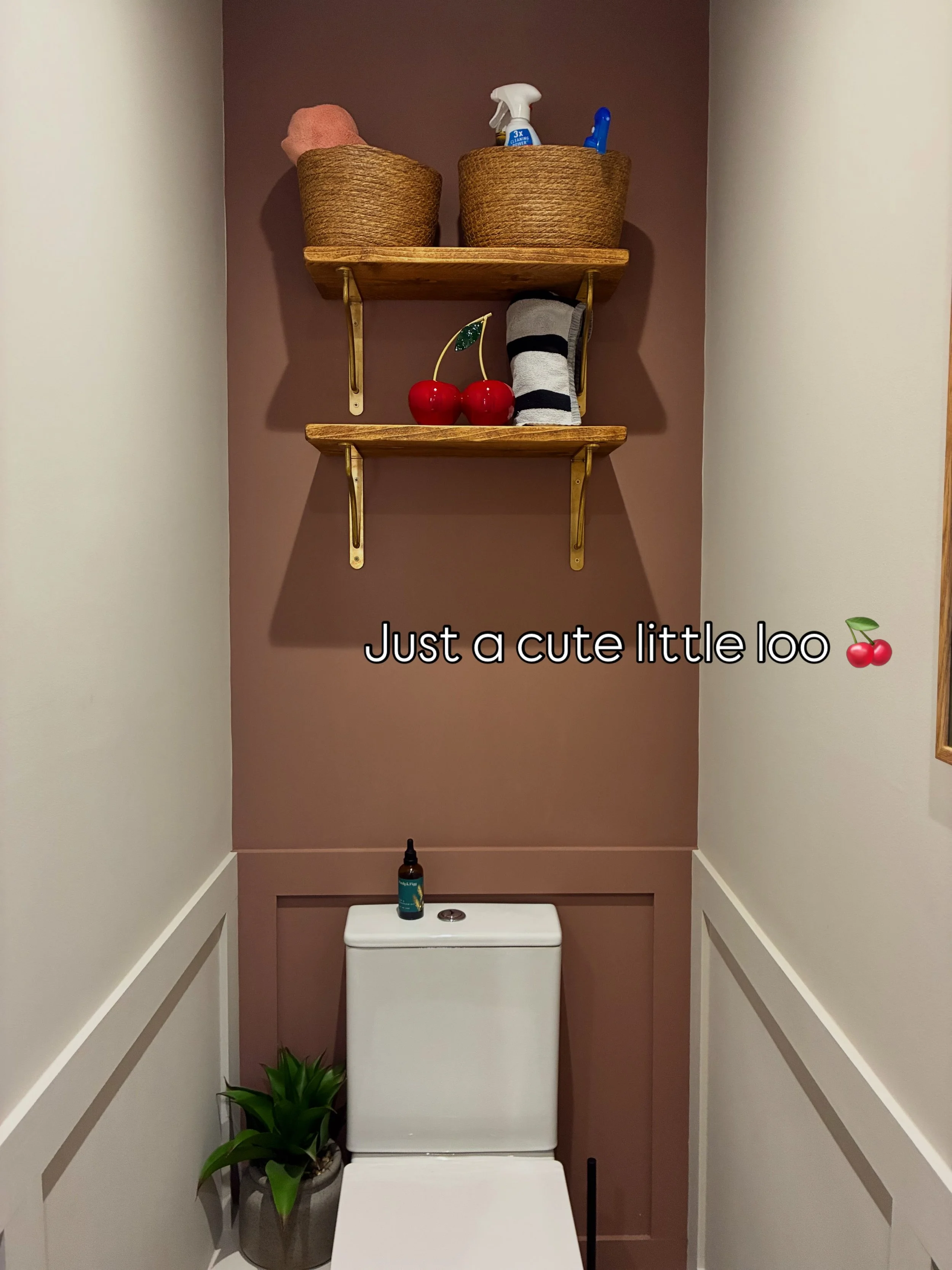 I mean&hellip; how cute is this?! 🍒 The tones, the textures, the little pops of colour! Everything just so perfectly cute ☺️

Would you do something a little different to your downstairs bathroom? 

#GuestBathroom #ColourfulInteriors #BathroomInspir