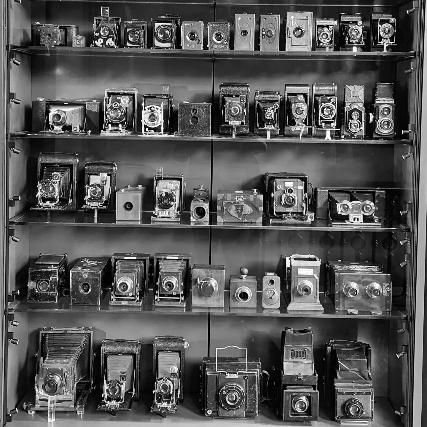 #photography #camera #museum #london #v&amp;a #blackandwhite #history #film #vintage #retro