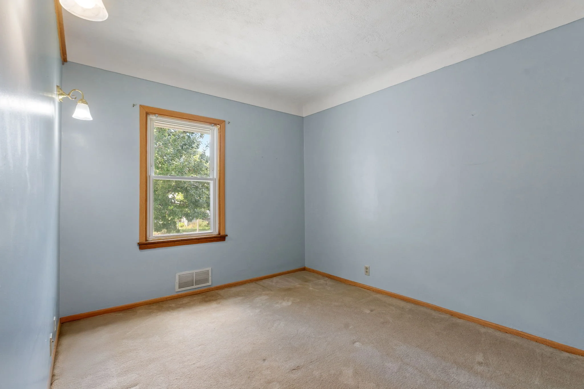28-web-or-mls-735 Buchanan St-28.jpg
