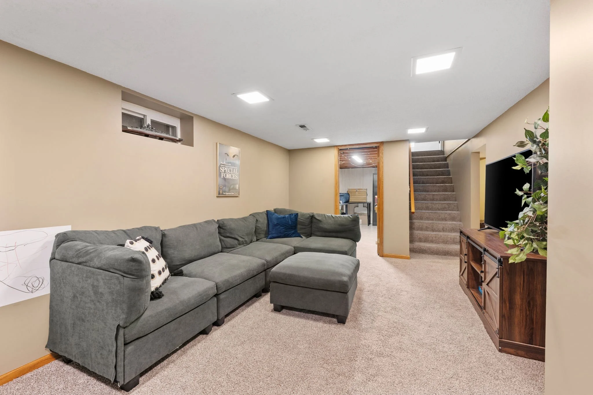 46-web-or-mls-366 104th Ln NE-46.jpg