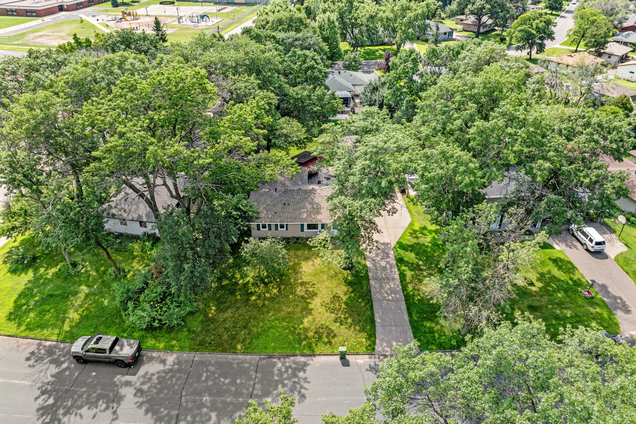 64-web-or-mls-366 104th Ln NE-15.jpg