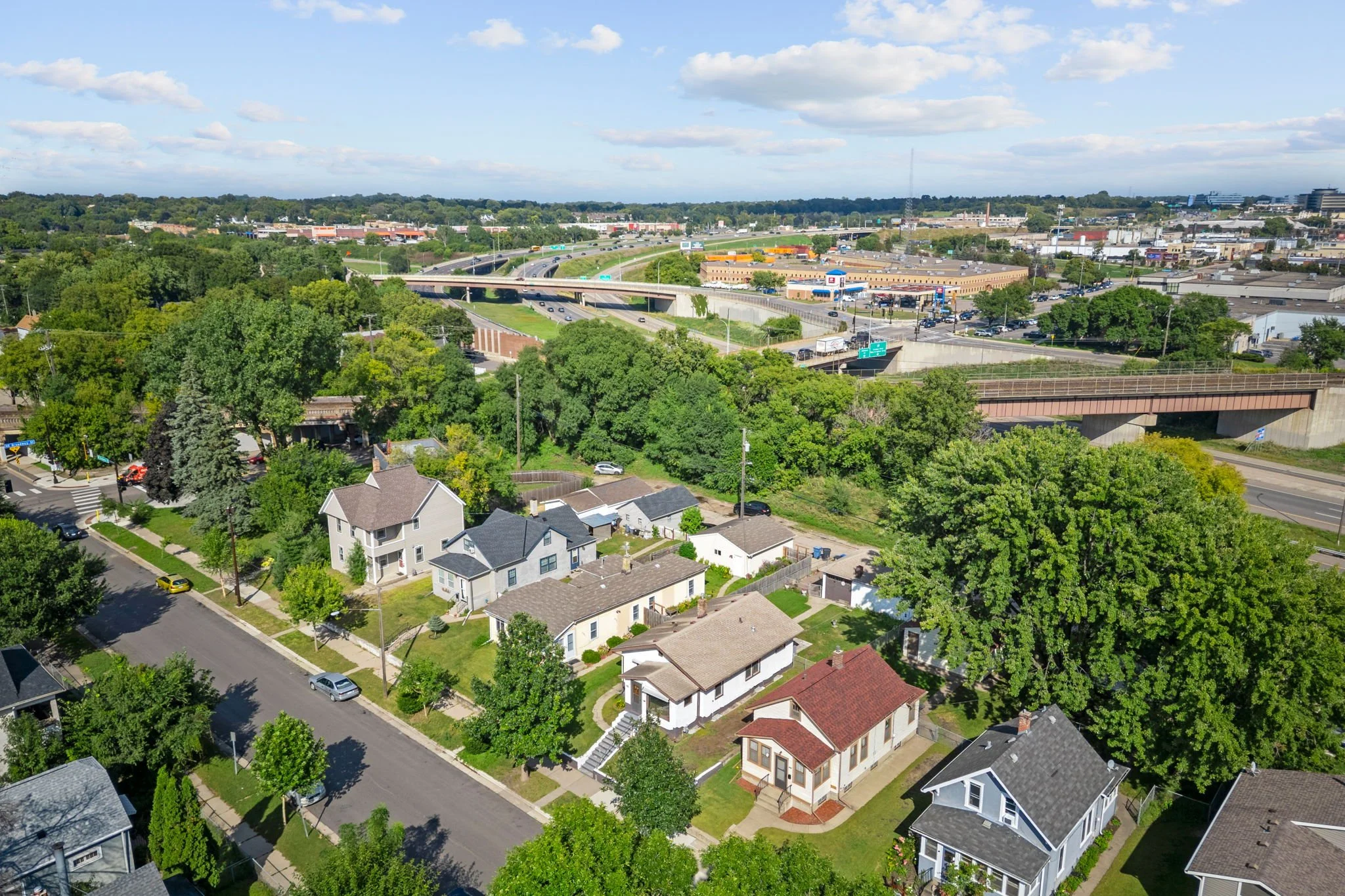 46-web-or-mls-735 Buchanan St-16.jpg