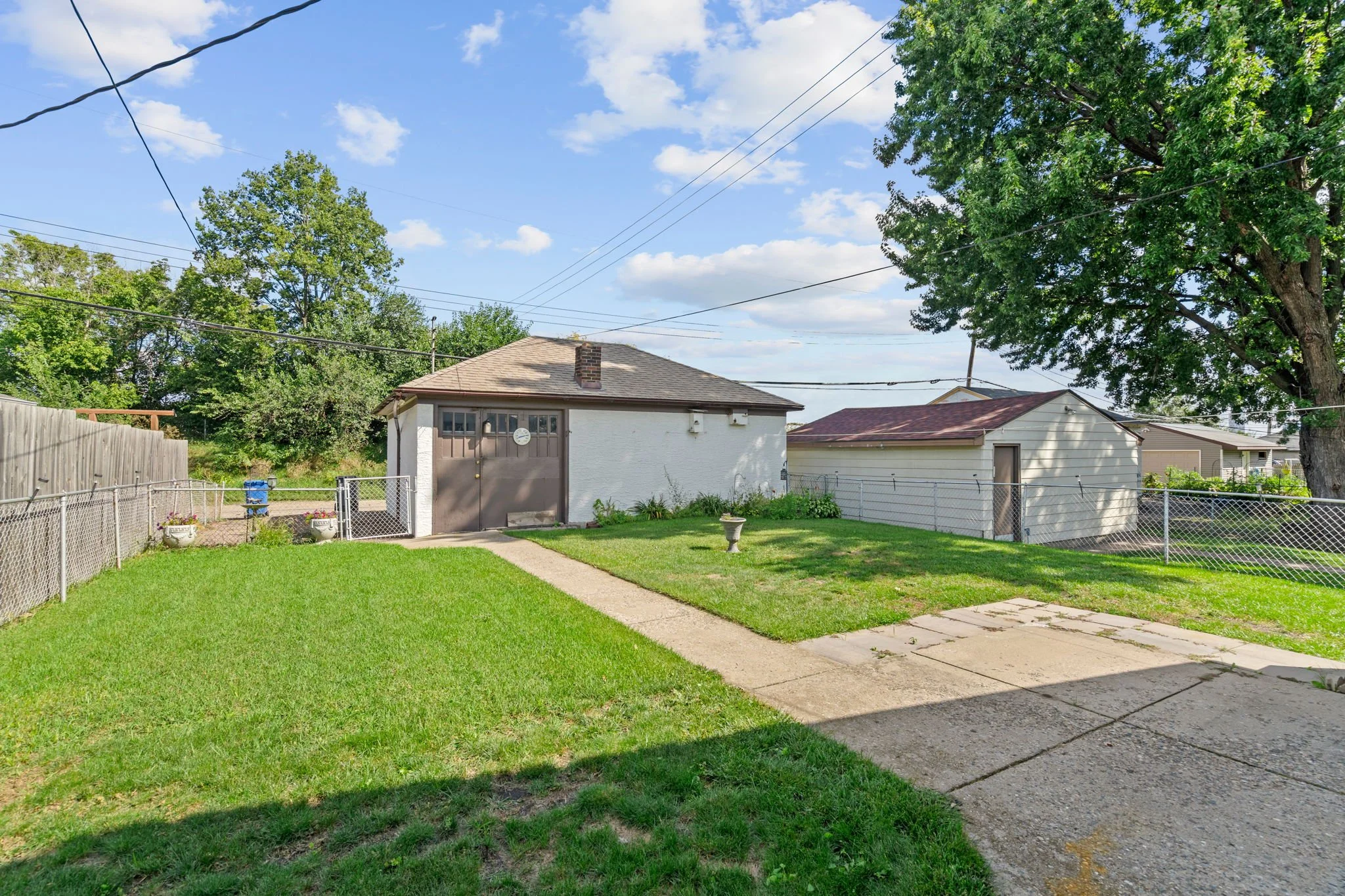 7-web-or-mls-735 Buchanan St-7.jpg