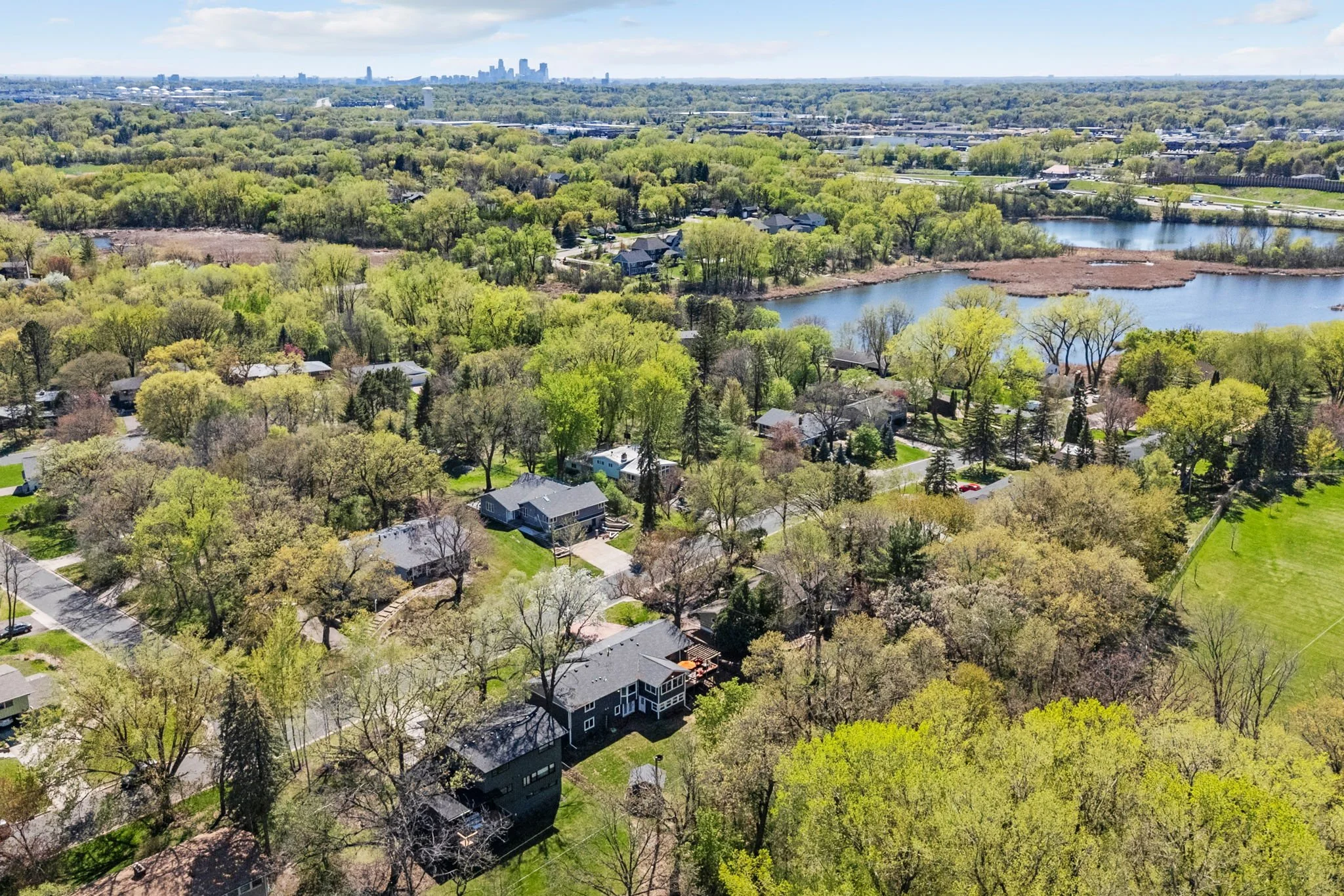 21-web-or-mls-1813 Gramsie Rd-21.jpg
