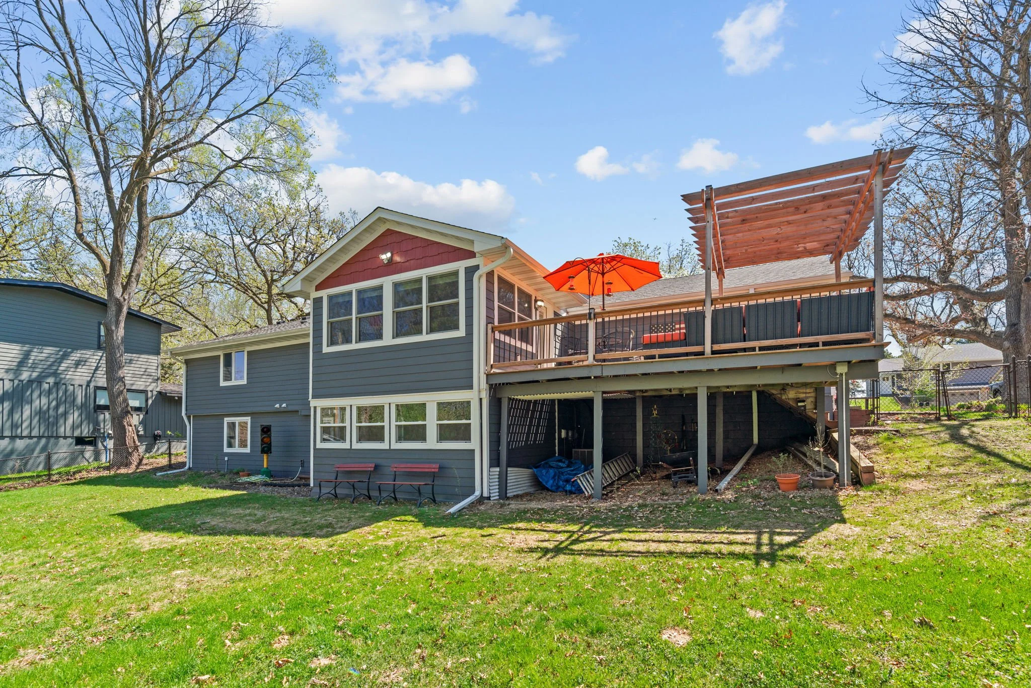12-web-or-mls-1813 Gramsie Rd-12.jpg