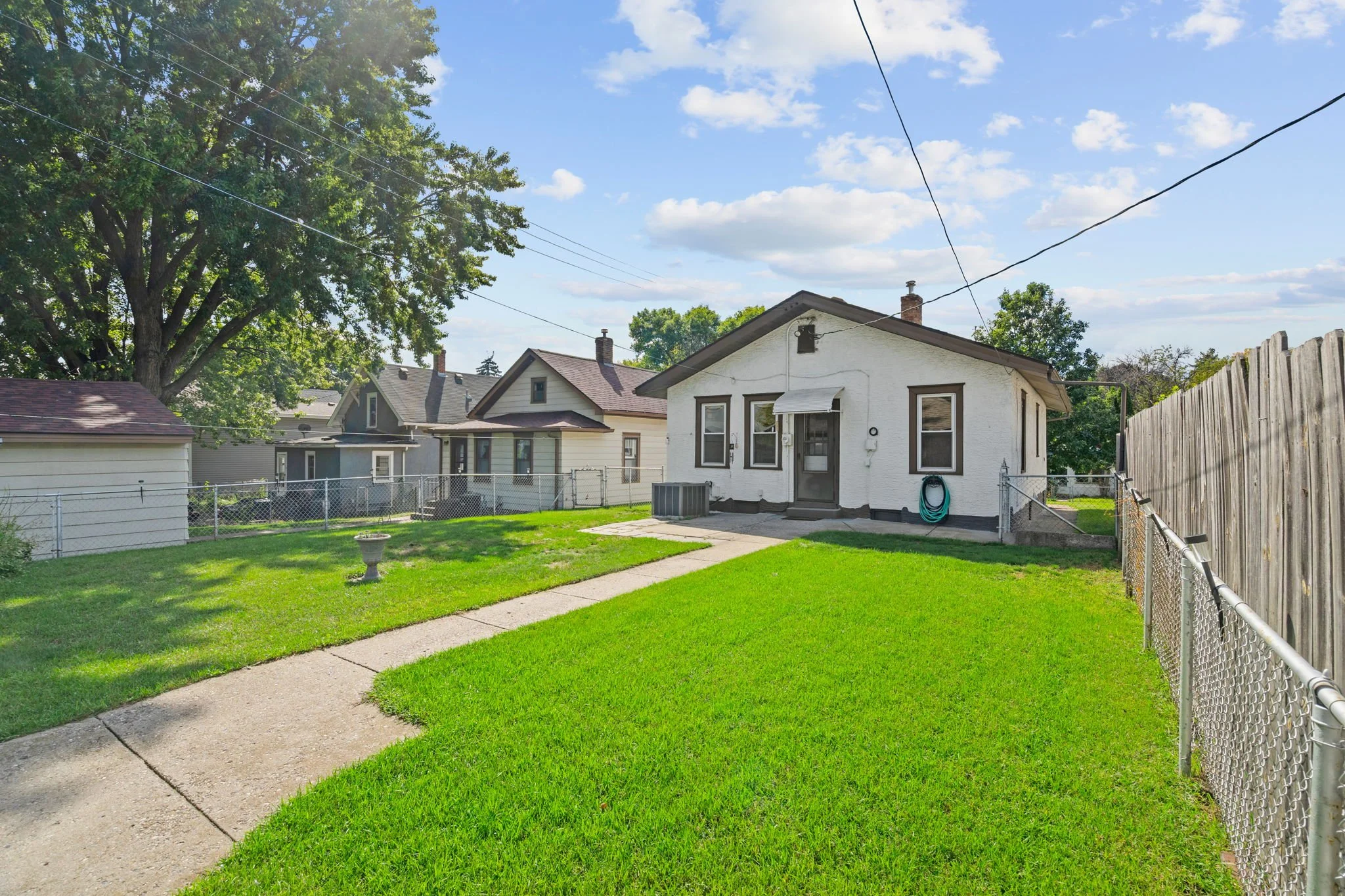 6-web-or-mls-735 Buchanan St-6.jpg