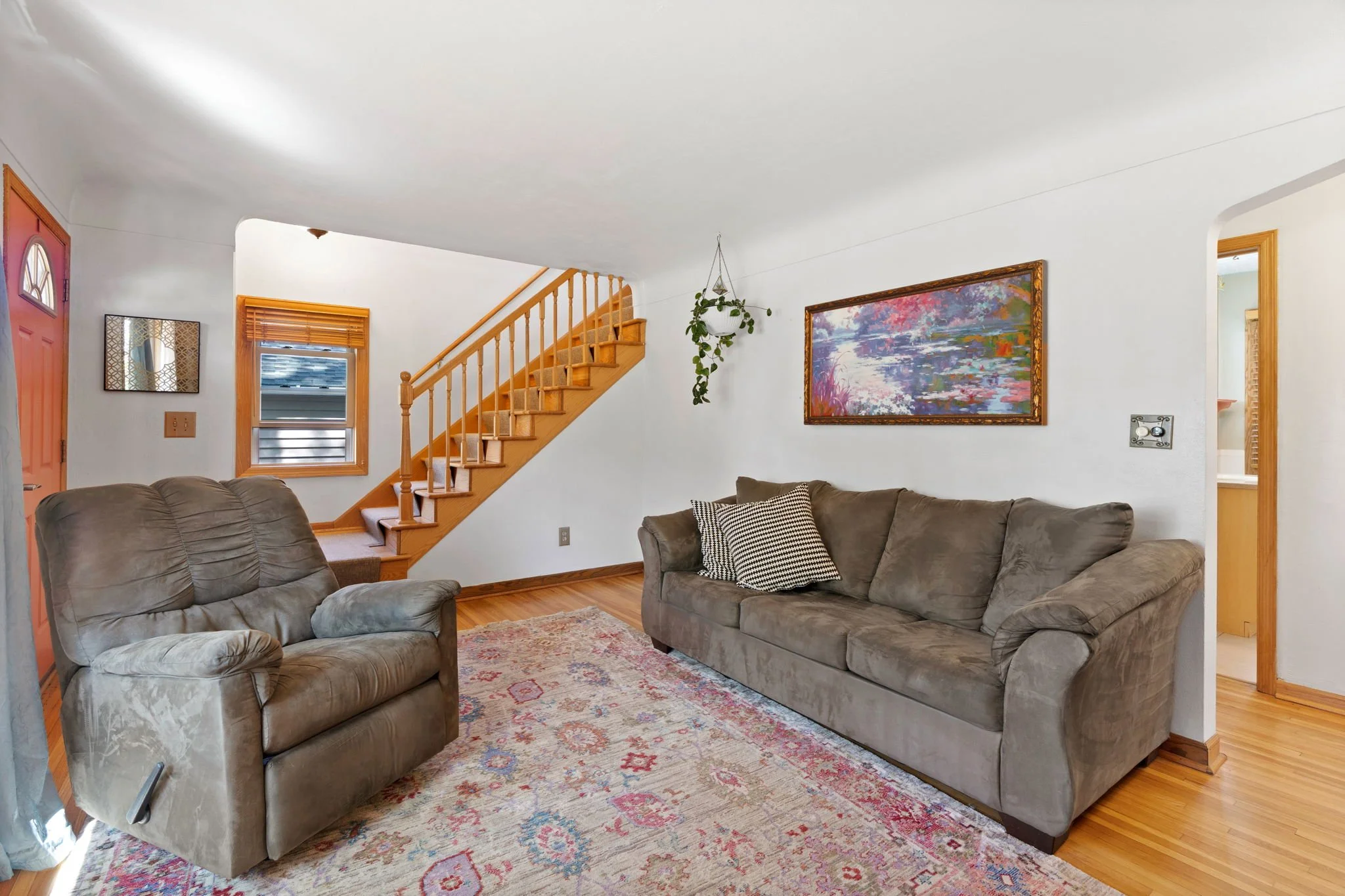 30-web-or-mls-1832 Cedar Dr-30.jpg