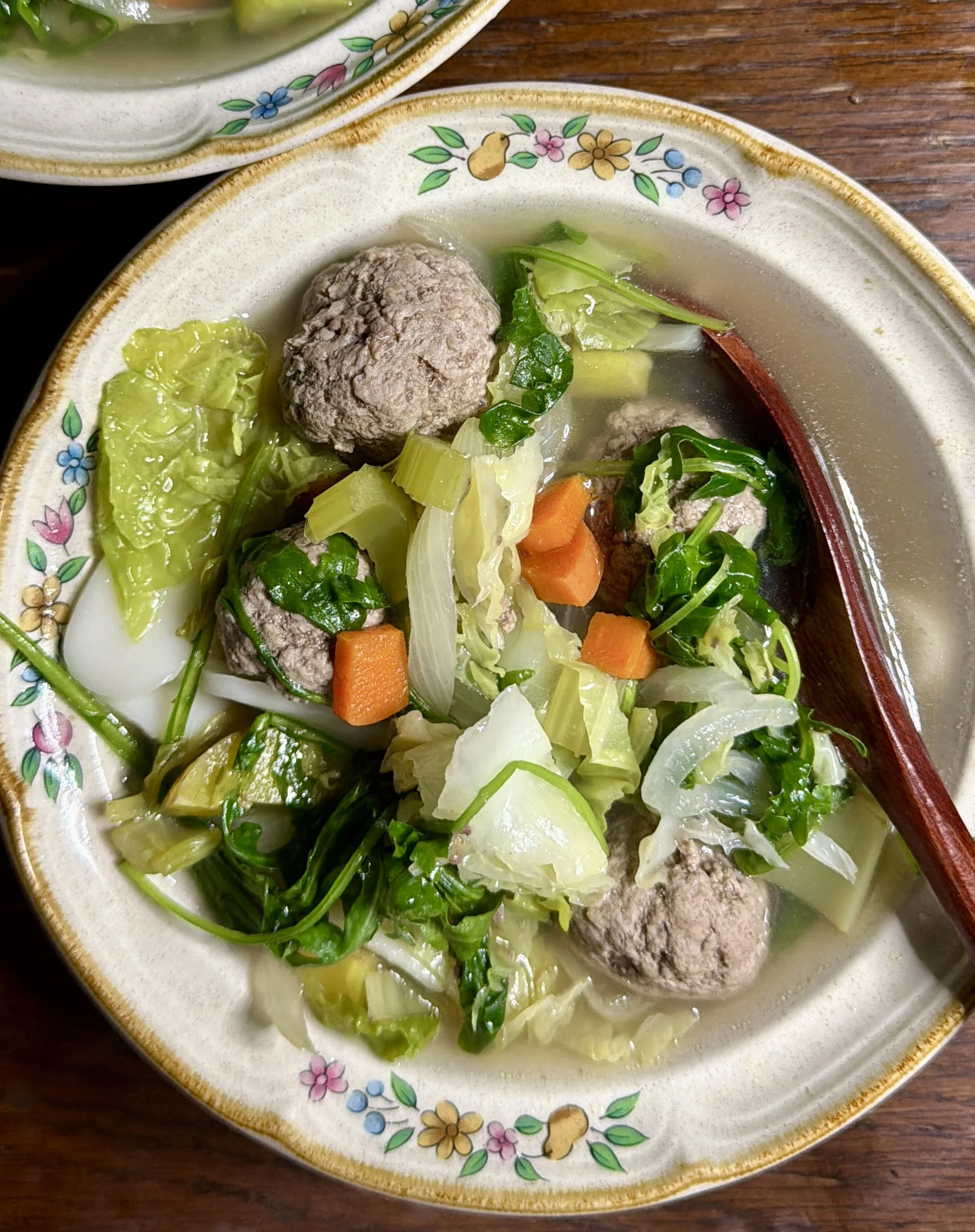 Ground Beef &amp; Meatball Soup w/ Cabbage