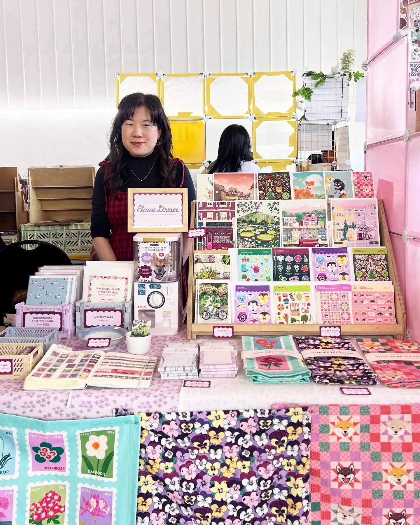 The Spring @torontostationeryshow was this past Saturday and I wanted to thank all the lovely stationery lovers who braved the rain and cold to stand in the hours-long line! I am once again blown away by the dedication of the this community and amaze