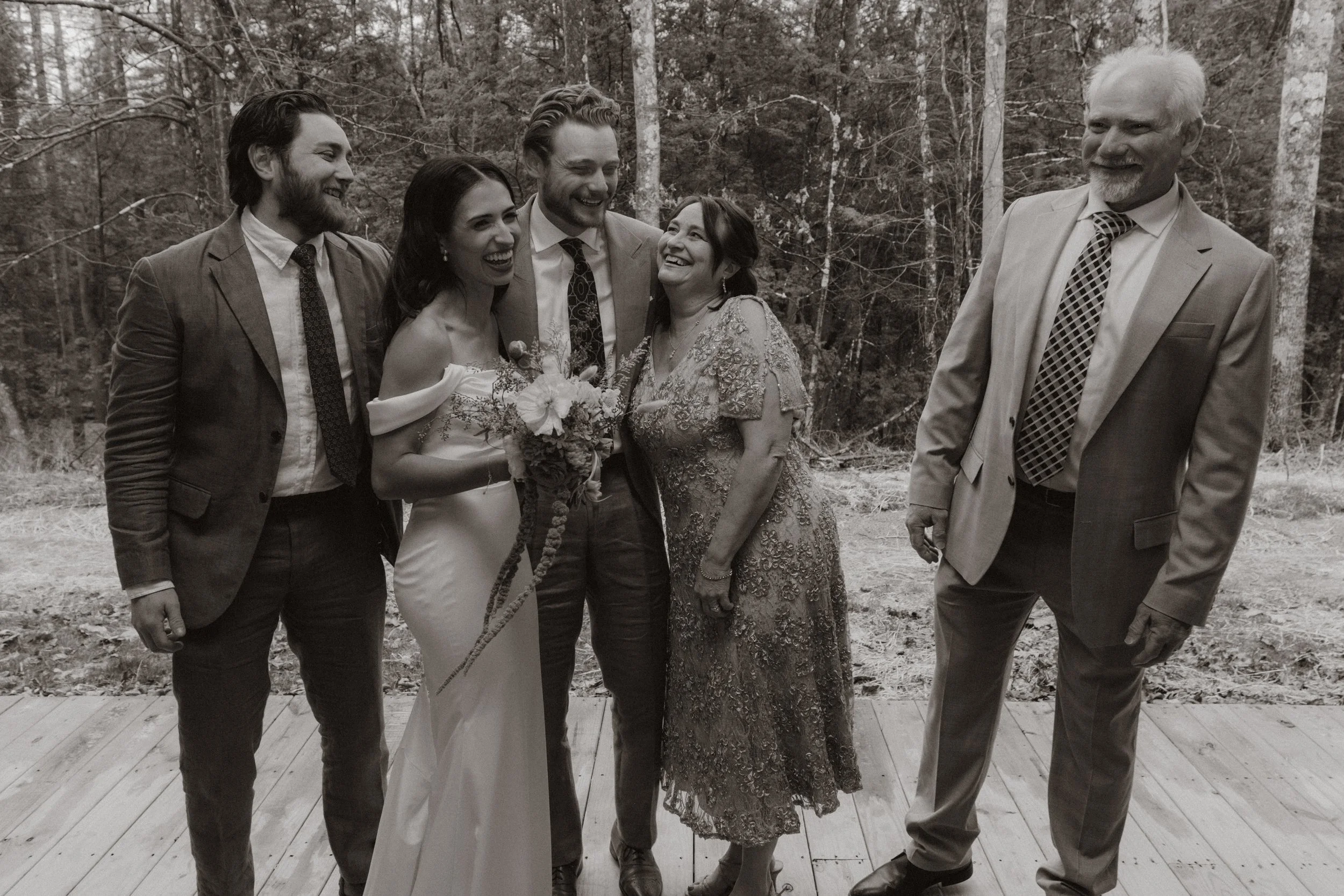 nick and emily wedding family bridal party Hillshore Photography-22.jpg