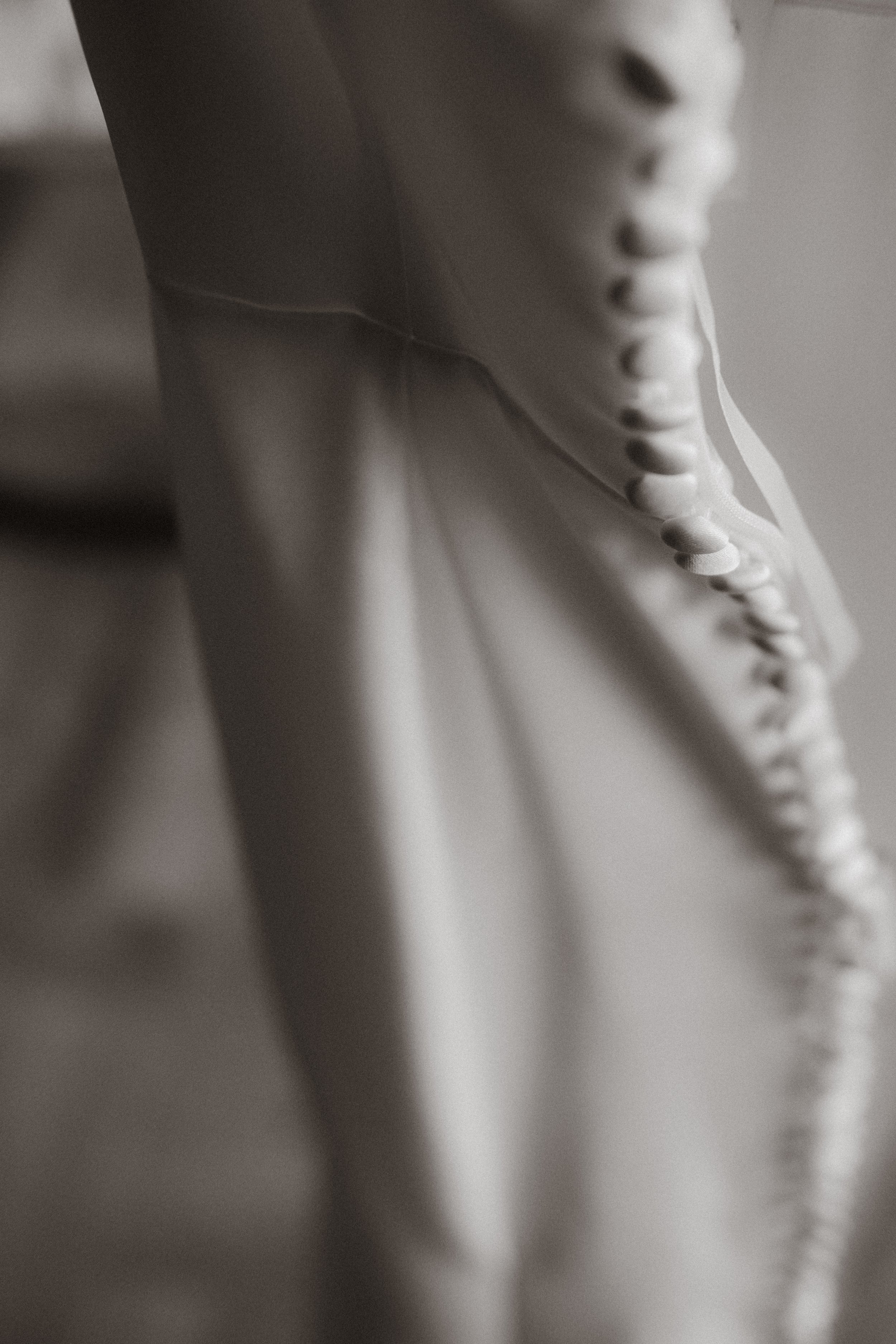 nick and emily wedding getting ready Hillshore Photography-12.jpg