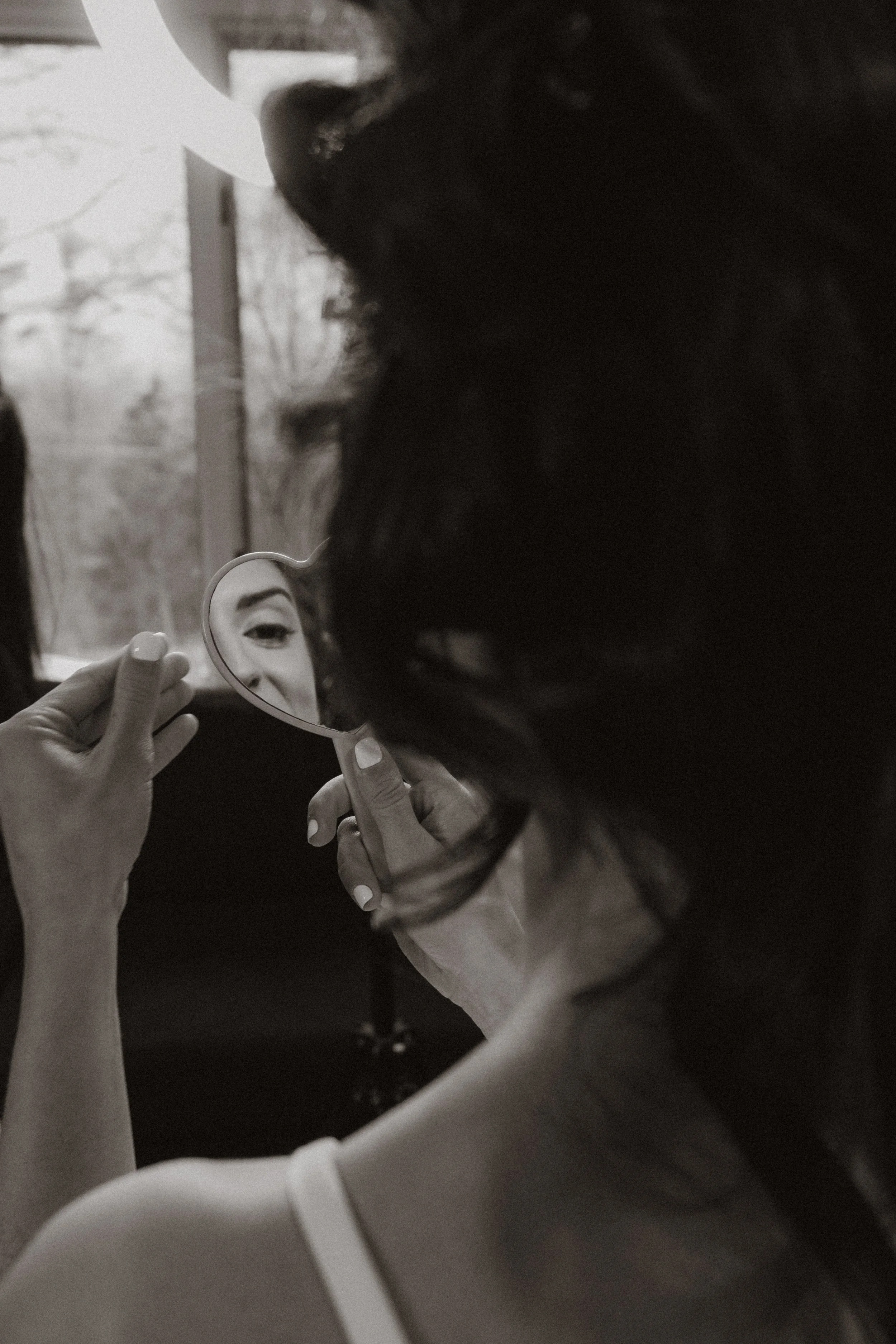 nick and emily wedding getting ready Hillshore Photography-23.jpg