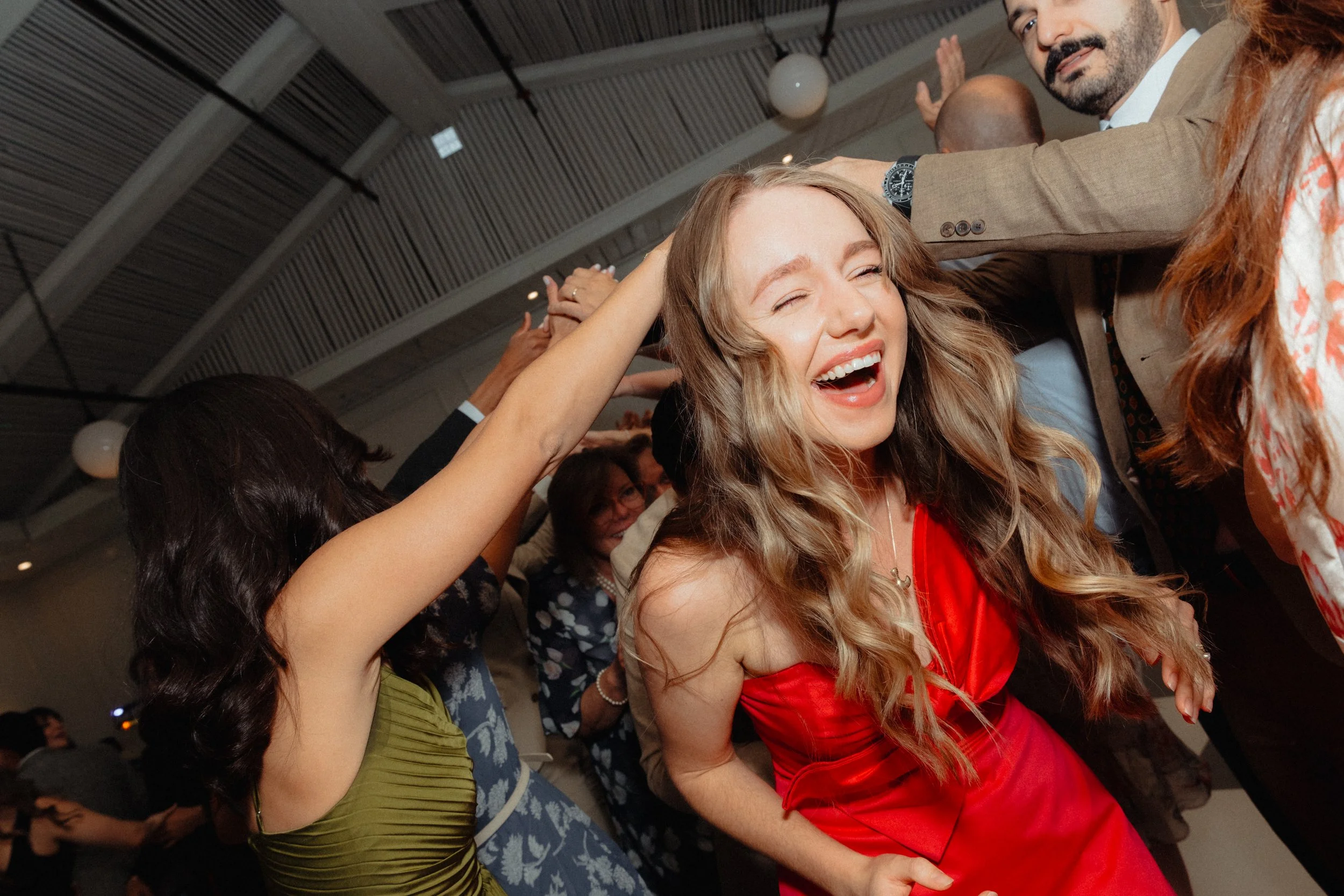 nick and emily wedding dancing Hillshore Photography-44.jpg