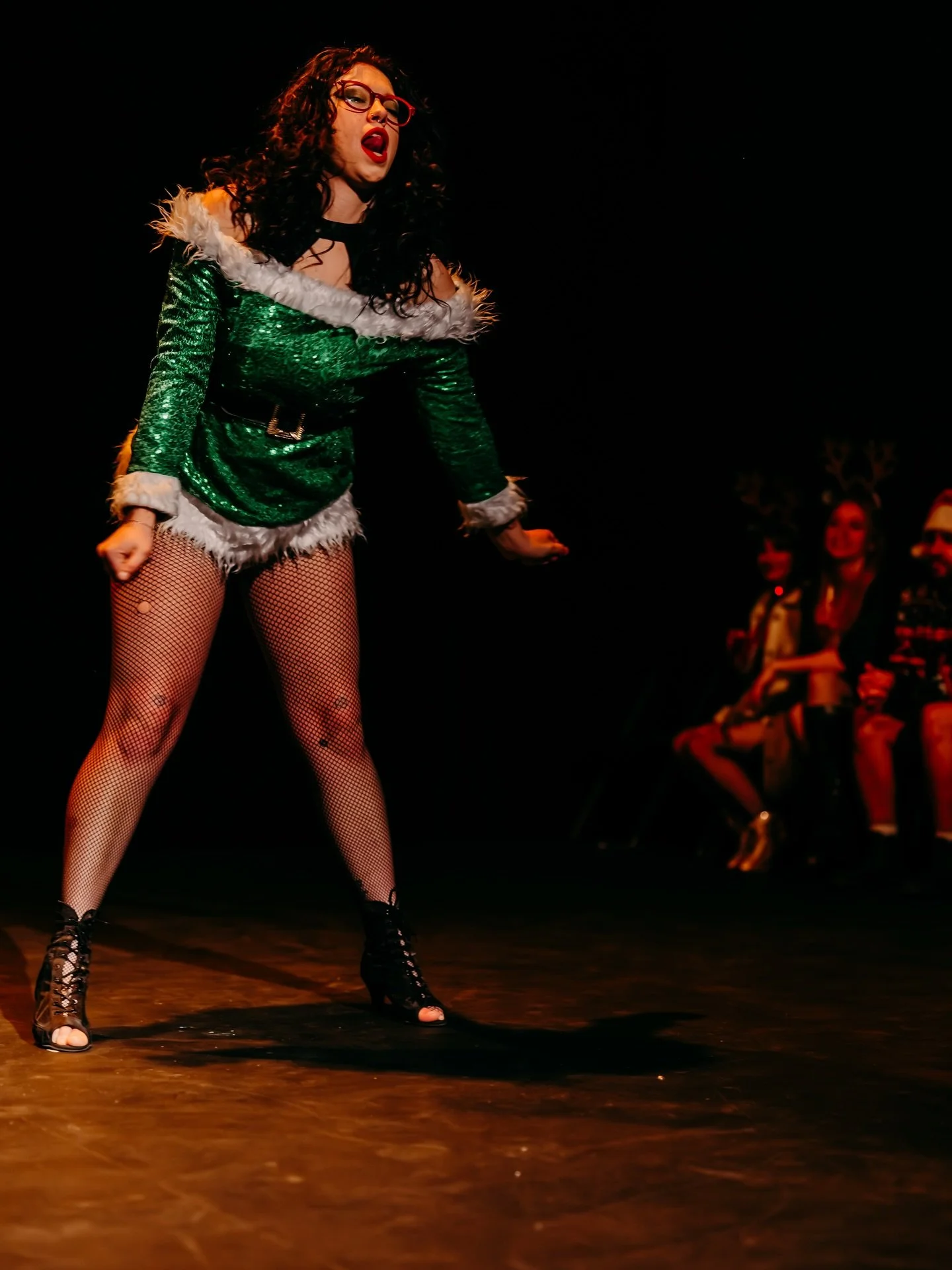 daddy af at bra humbug &lsquo;25 💚

don&rsquo;t miss the next rhinettes show at the clocktower on march 20th! ticket link in my bio✨ 

photos by @d20photographyco ❤️
check out the full video of this piece on our youtube page! link in the bio ✨

#bur