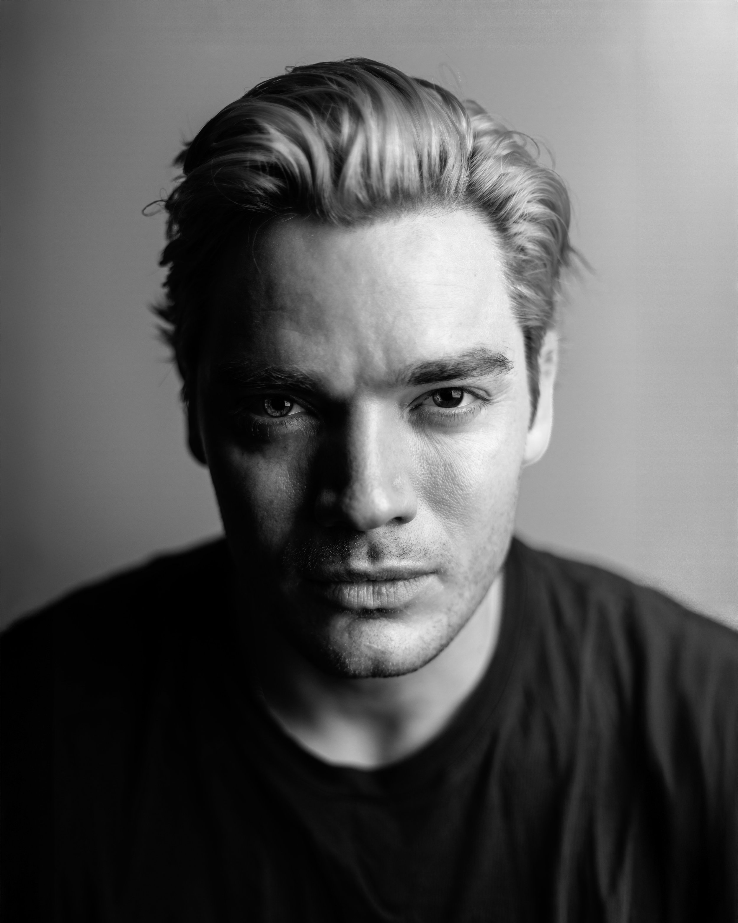 dom 4 black and whitee.jpg