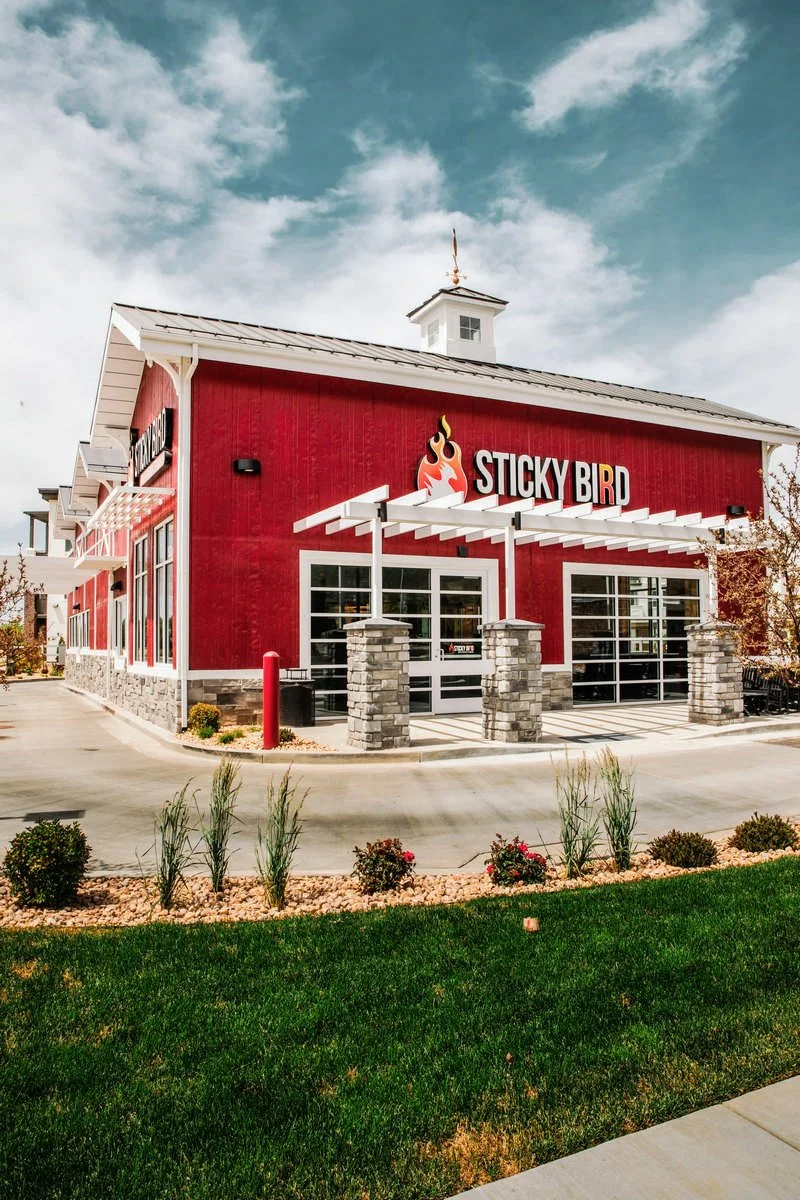 stickybird-restaurant-2020-005-lg.jpg