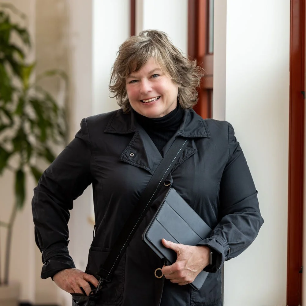 Lara Dickson, Squarespace Web Designer