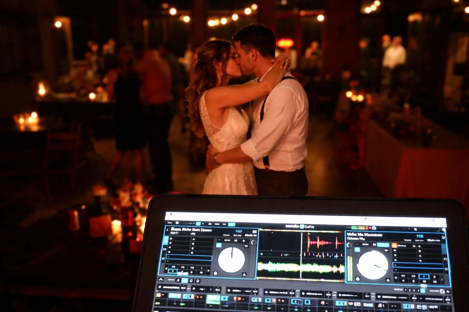 You focus on the love, the laughter, and the kiss. We handle the rest. 💋

Lets make those moments feel just as special as they look.  These moments deserve the perfect soundtrack, lighting and vibe.

Booking:https://www.entertaintn.com/

#WeddingDJ 