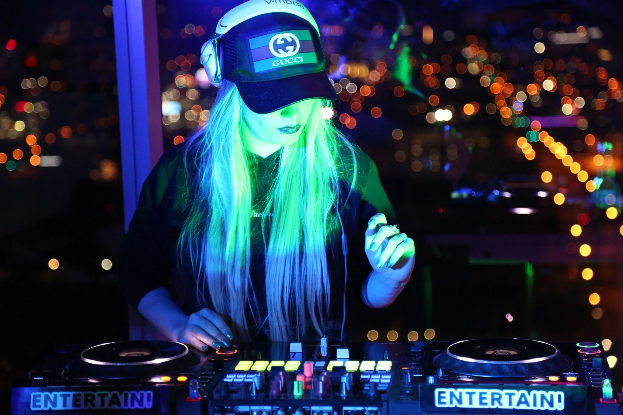 The right DJ doesn&rsquo;t just play music&hellip; they create the moment. 🎧✨

From your first dance to the last song of the night, our DJs keep the energy up, the timeline smooth, and the dance floor full.

Weddings, parties, corporate events &mdas