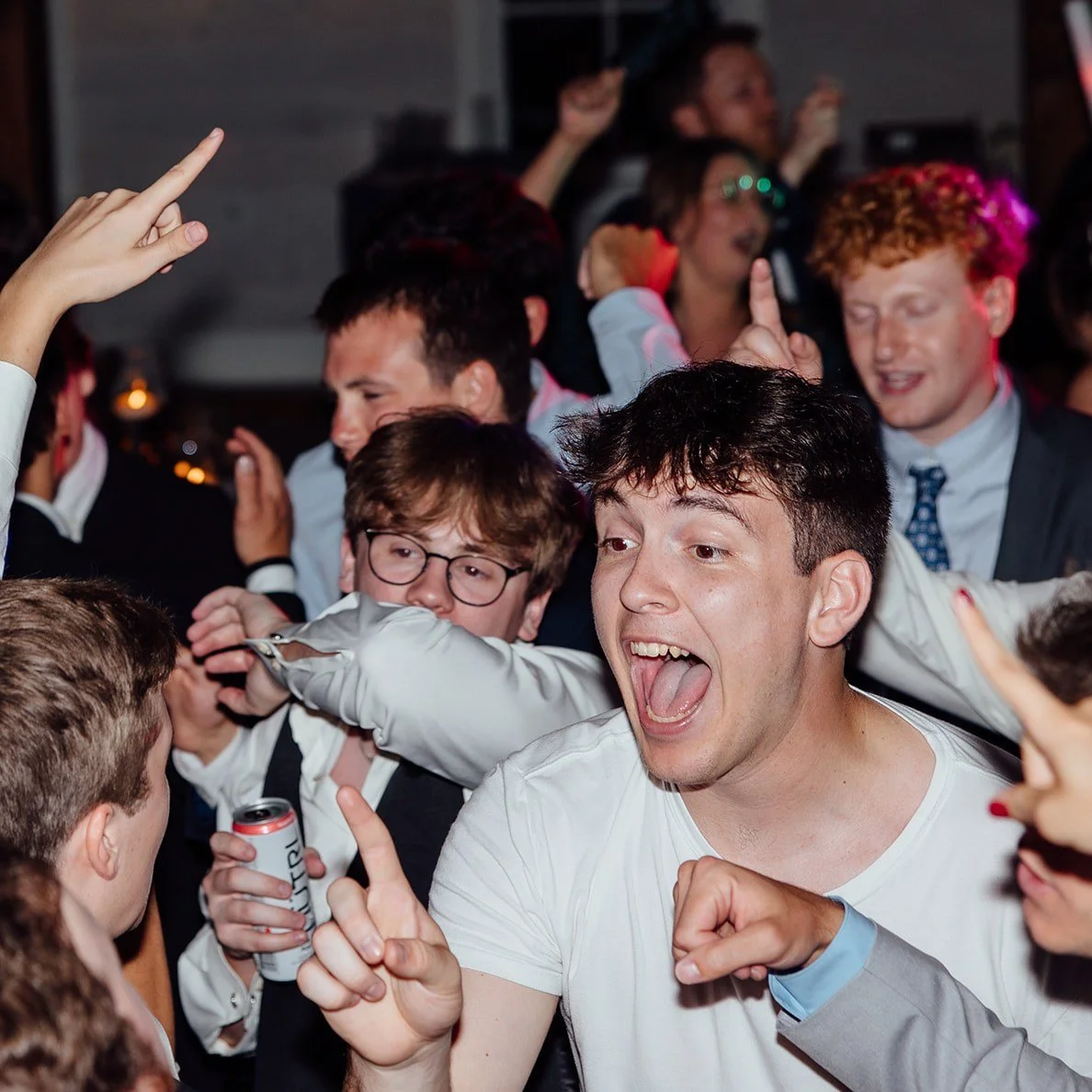The dance floor doesn't lie! 

Photographer: @sincerelylindsayphotography
