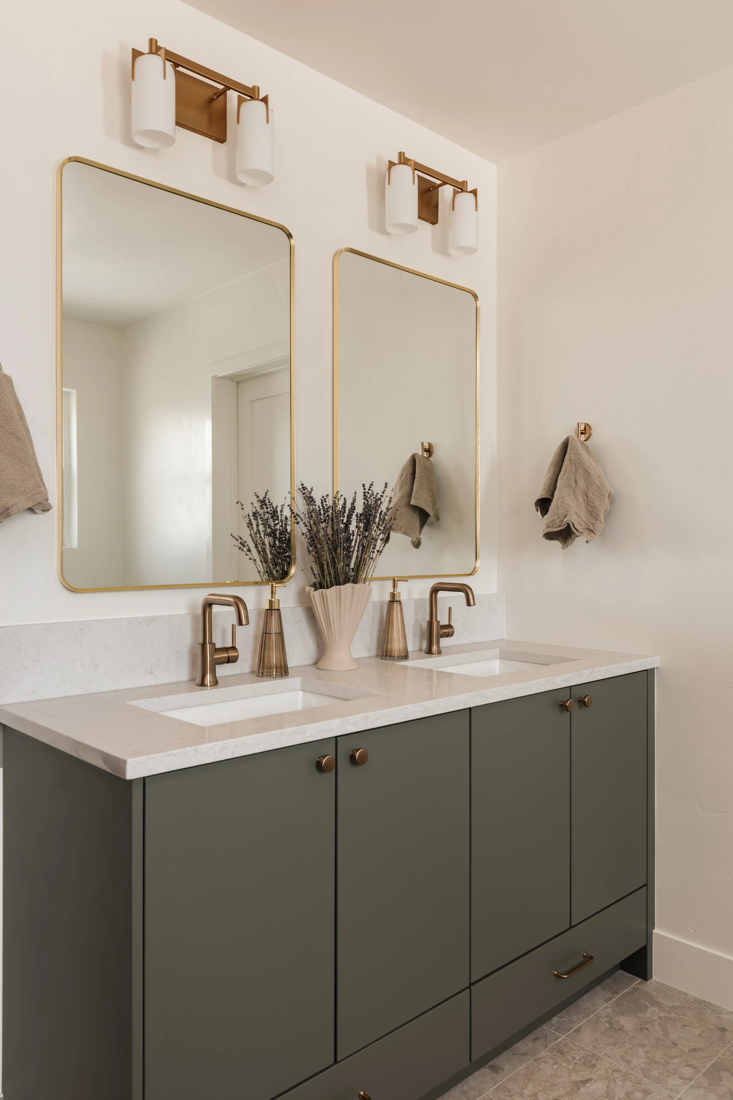 Nook Design - Moore1290.jpg