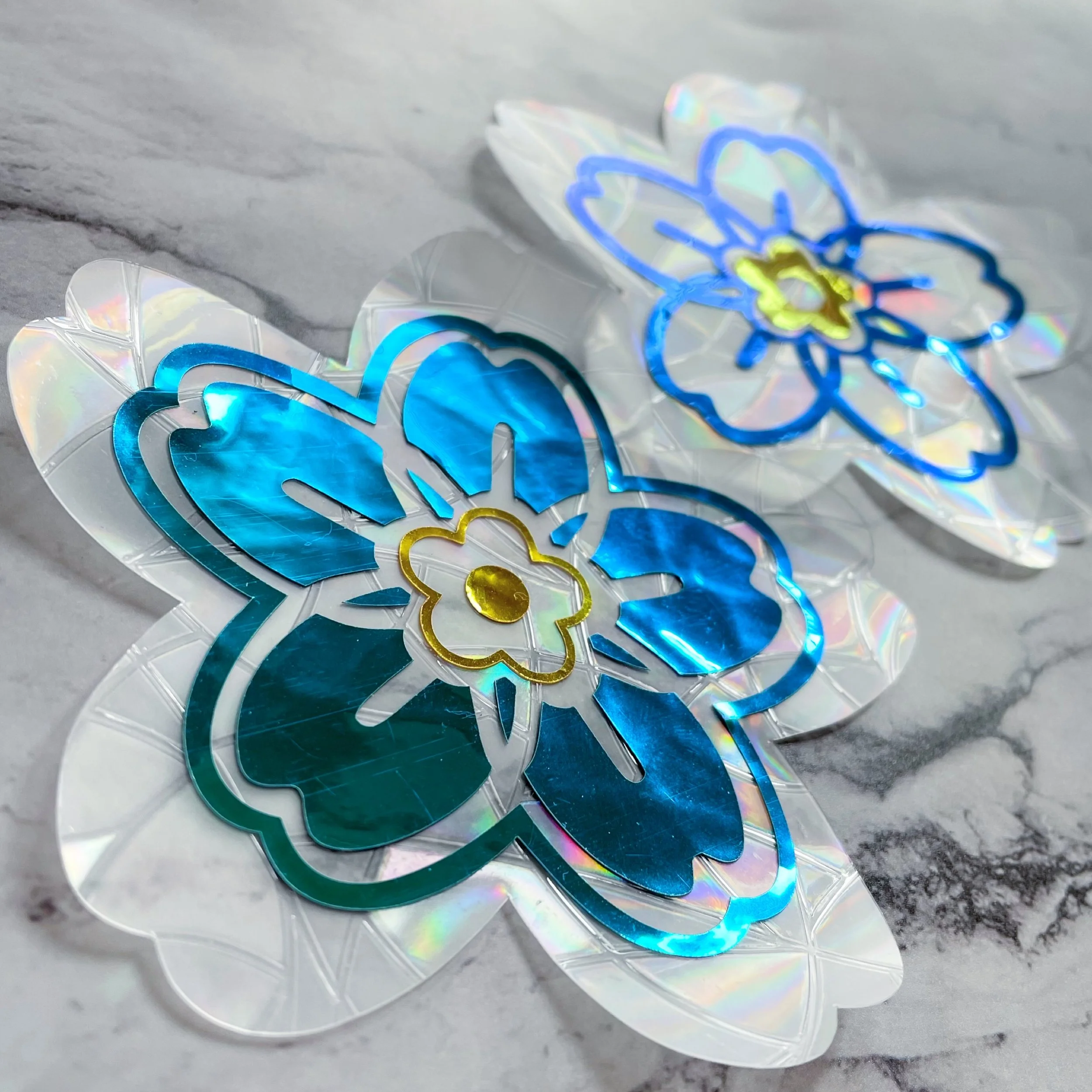 Forget-me-not rainbow maker