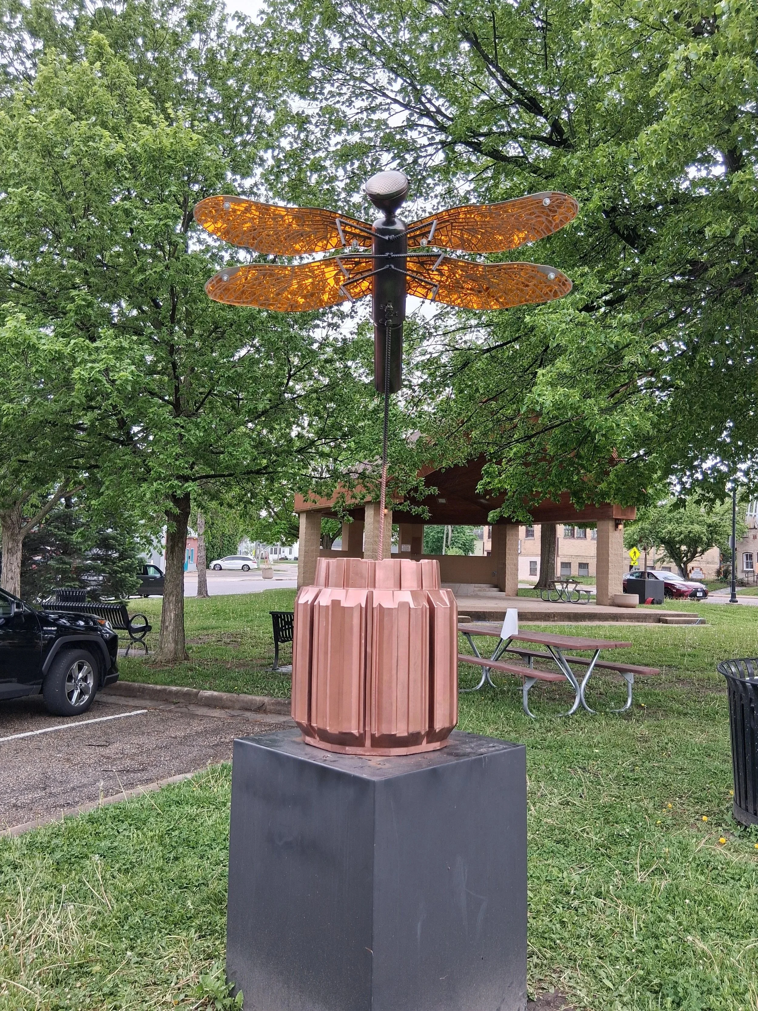 1 - Lumennfly