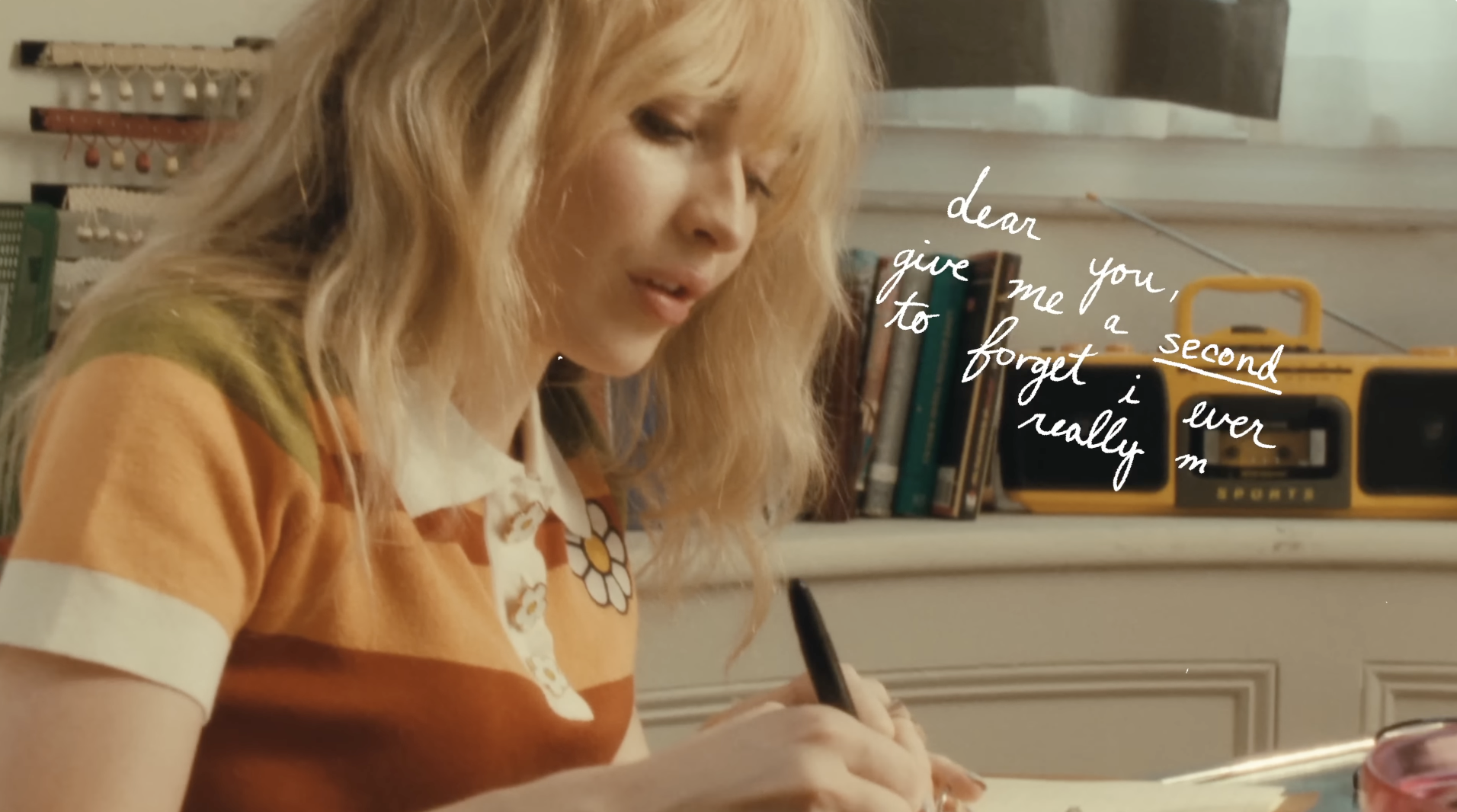 Sabrina Carpenter - Skinny Dipping