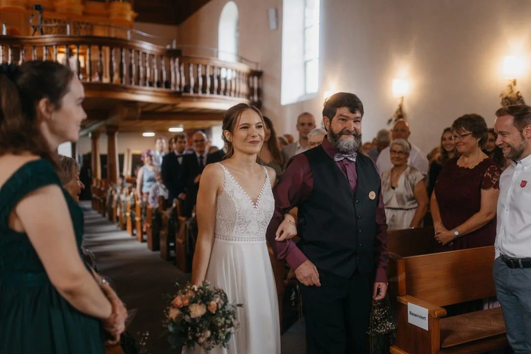 sabrina_zanella_fotografie_thun_hochzeit261_bonstettenpark.jpg