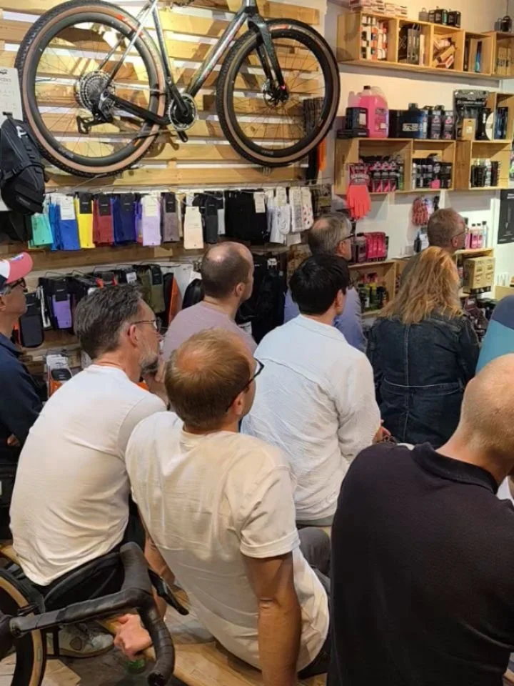 How to bike packing. Mega Eindr&uuml;cke aus 4 verschiedenen Perspektiven. So spannend und kurzweilig. Danke Henrieke, Dennis, Marcel und David. Und Danke an alle die da waren.