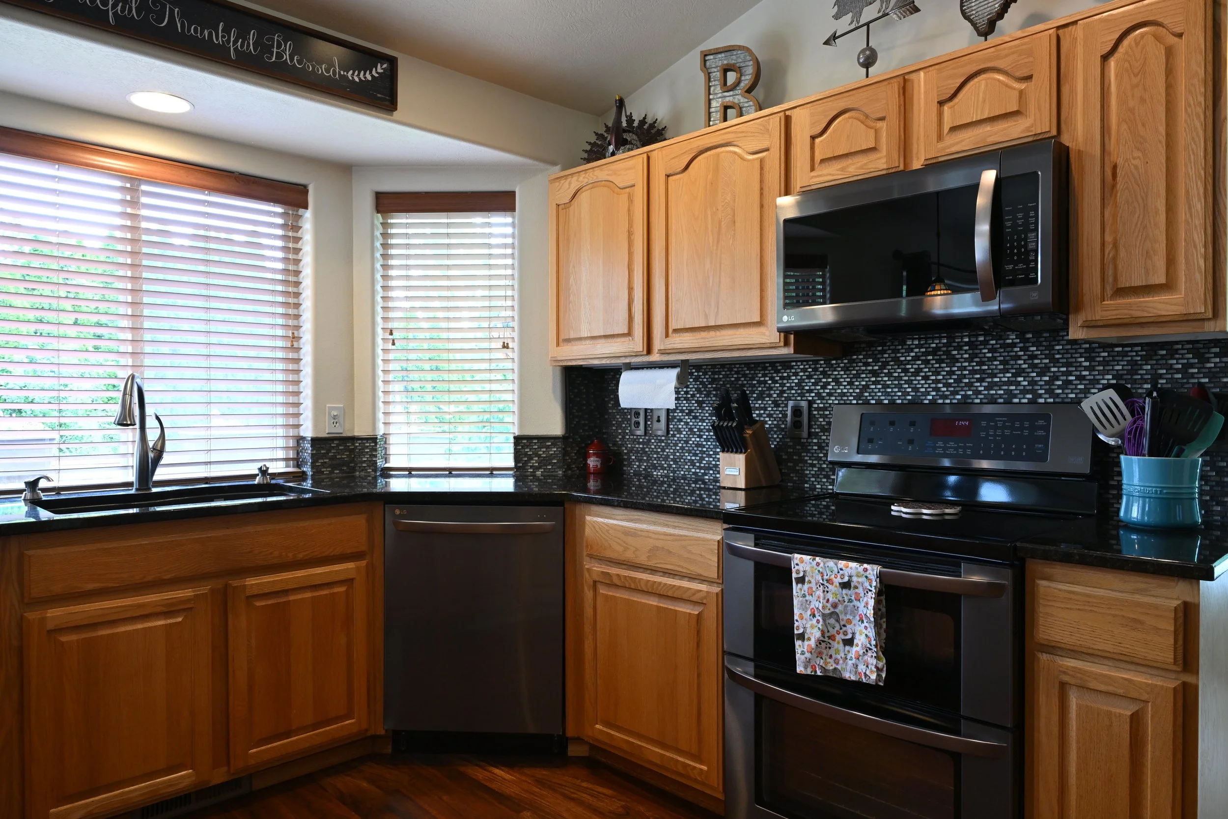 3615 S Sunderland Dr_70.JPG