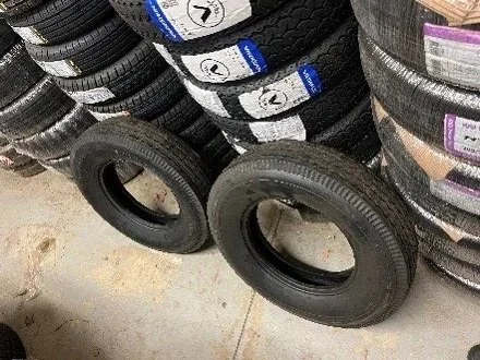 2X 6.70R15 AUBURN DELUXE BW DOT 3223 