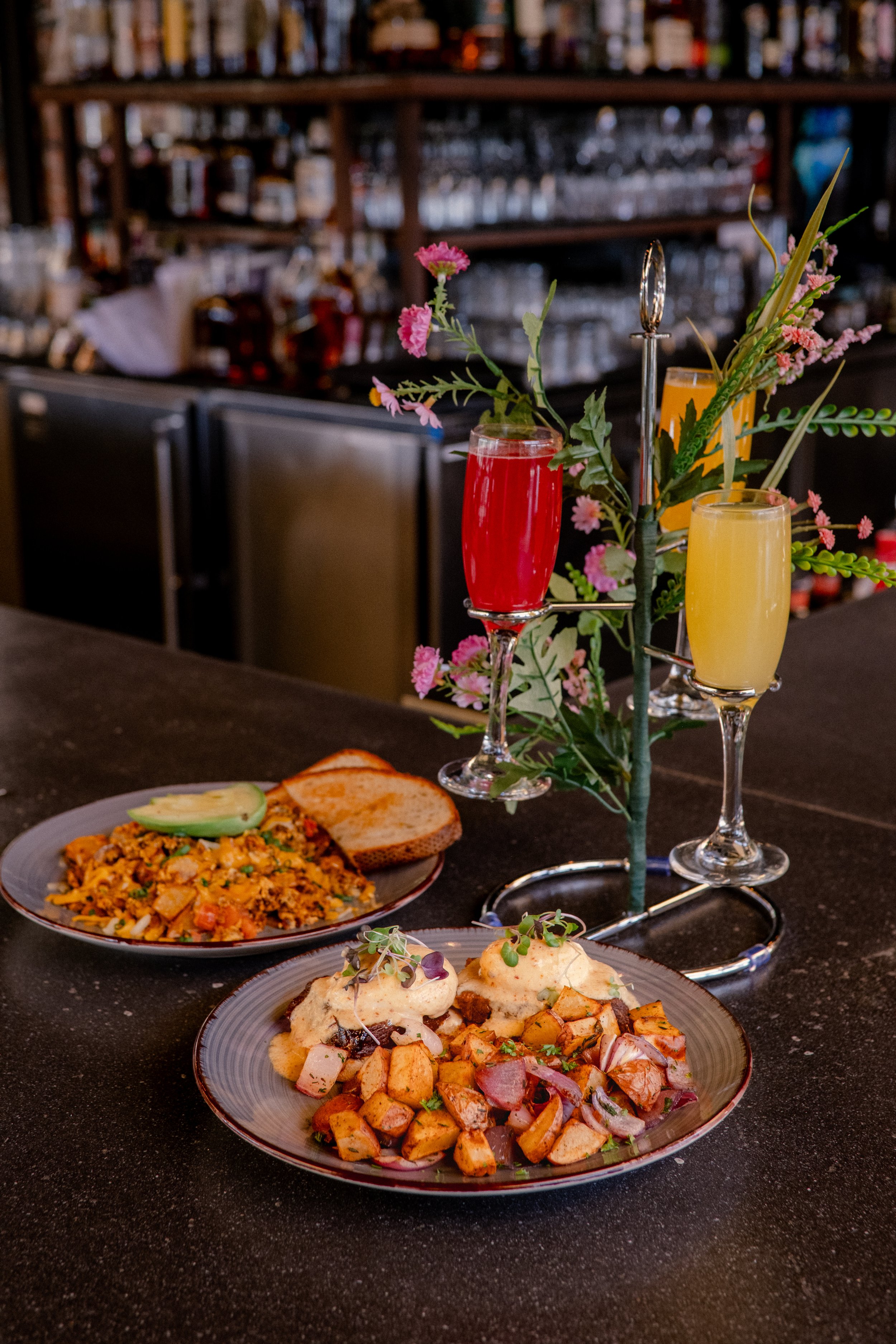 brunch classics and mimosa flight