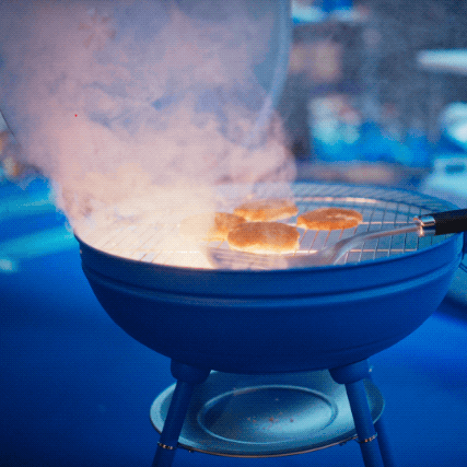 D0653779_Spikevax Winter- 1x1 - Social Reel_Facebook-IG_Game Day Fans -30s.2025-07-03 11_43_27.gif