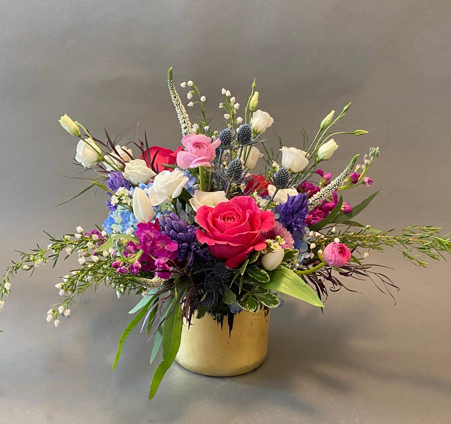 Win the Perfect Flowers for Mother's Day. - Artisans Corner Gallery